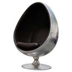 Retro New Modern Design Aluminum Egg Chair Mancave 1950s Leather Industrial