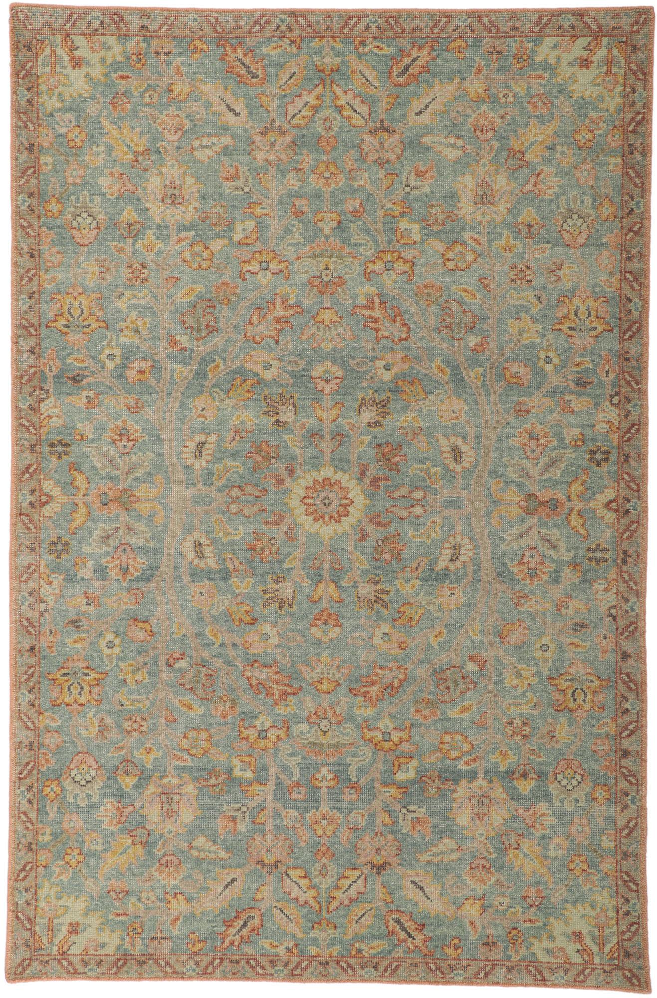 Wool New Vintage-Style Distressed Rug with Soft Earth-Tone Colors For Sale