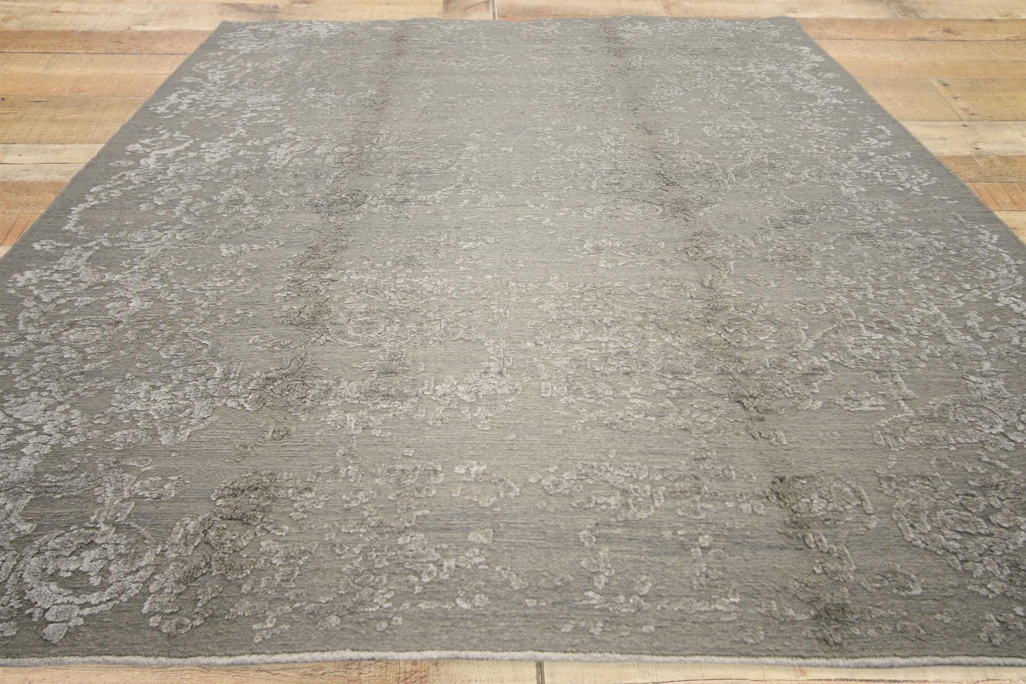 Lana New Modern Erased Damask Wool and Silk Rug with Transitional Style in vendita