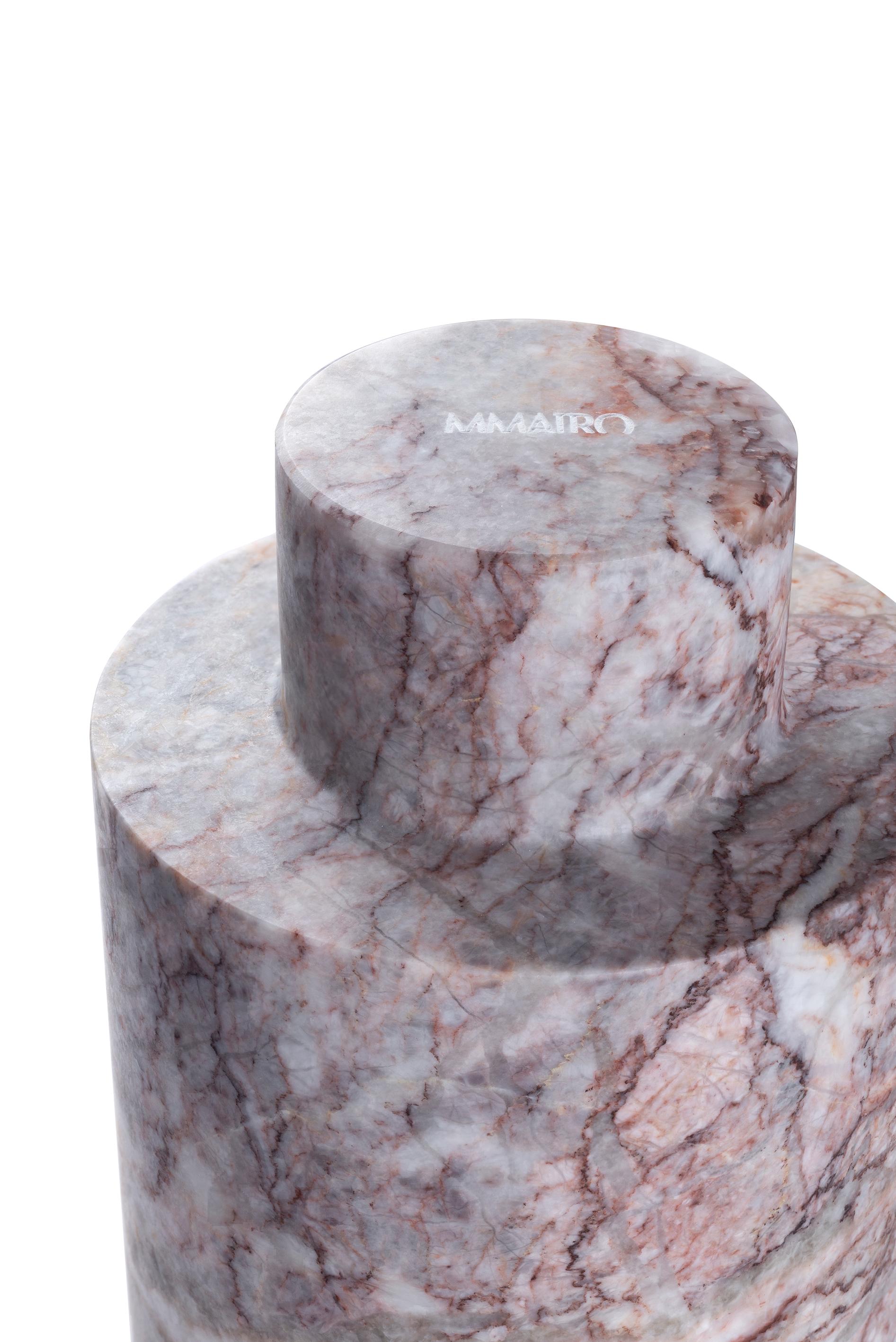 New Modern Flower Vase in Marble, Creator Karen Chekerdjian For Sale 3