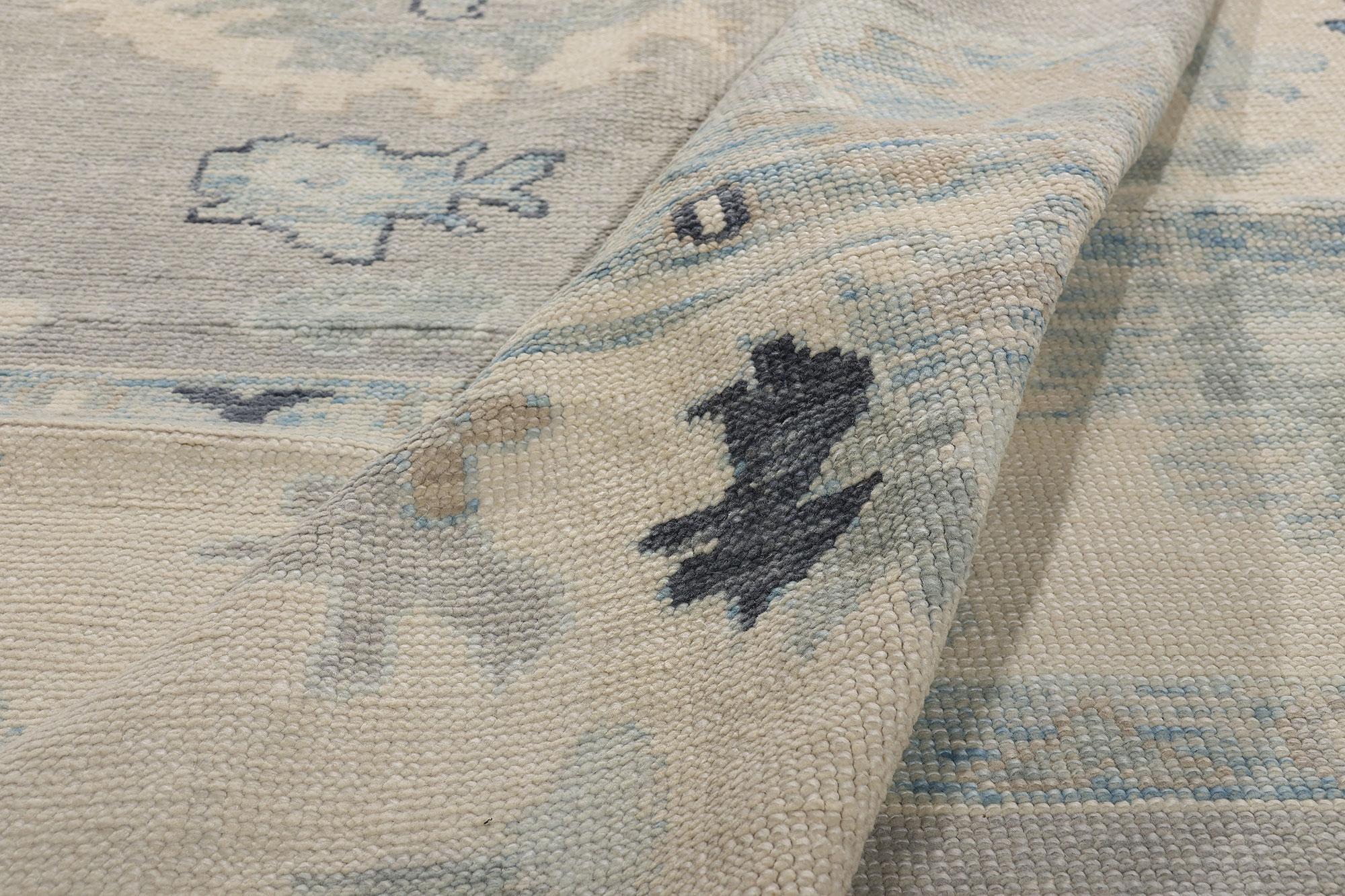 New Modern Gray Turkish Oushak Carpet with Contemporary Style For Sale 4