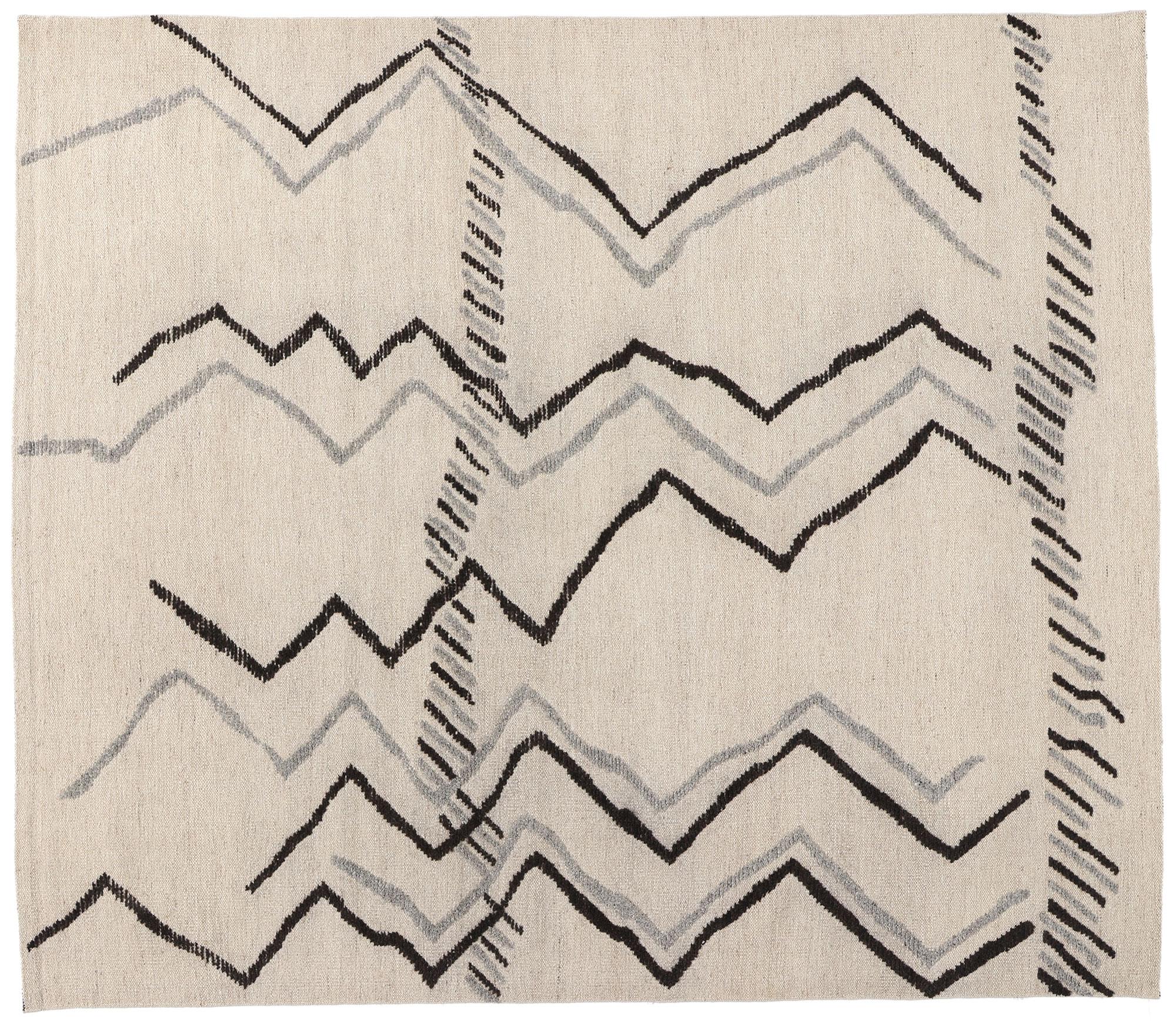 New Modern High-Low Moroccan Rug, Tribal Allure Meets Contemporary Abstract Art im Angebot 2