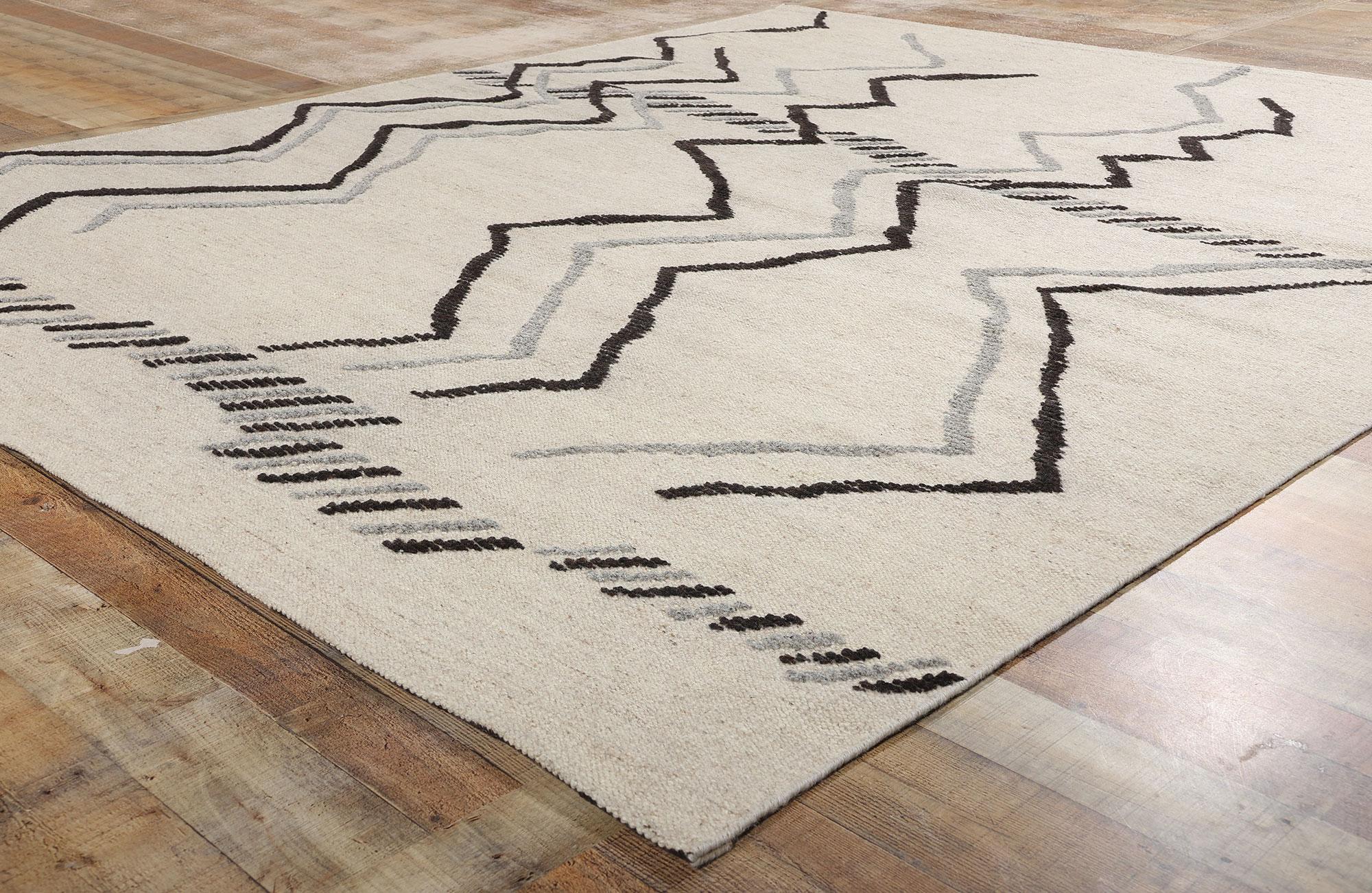 New Modern High-Low Moroccan Rug, Tribal Allure Meets Contemporary Abstract Art (21. Jahrhundert und zeitgenössisch) im Angebot