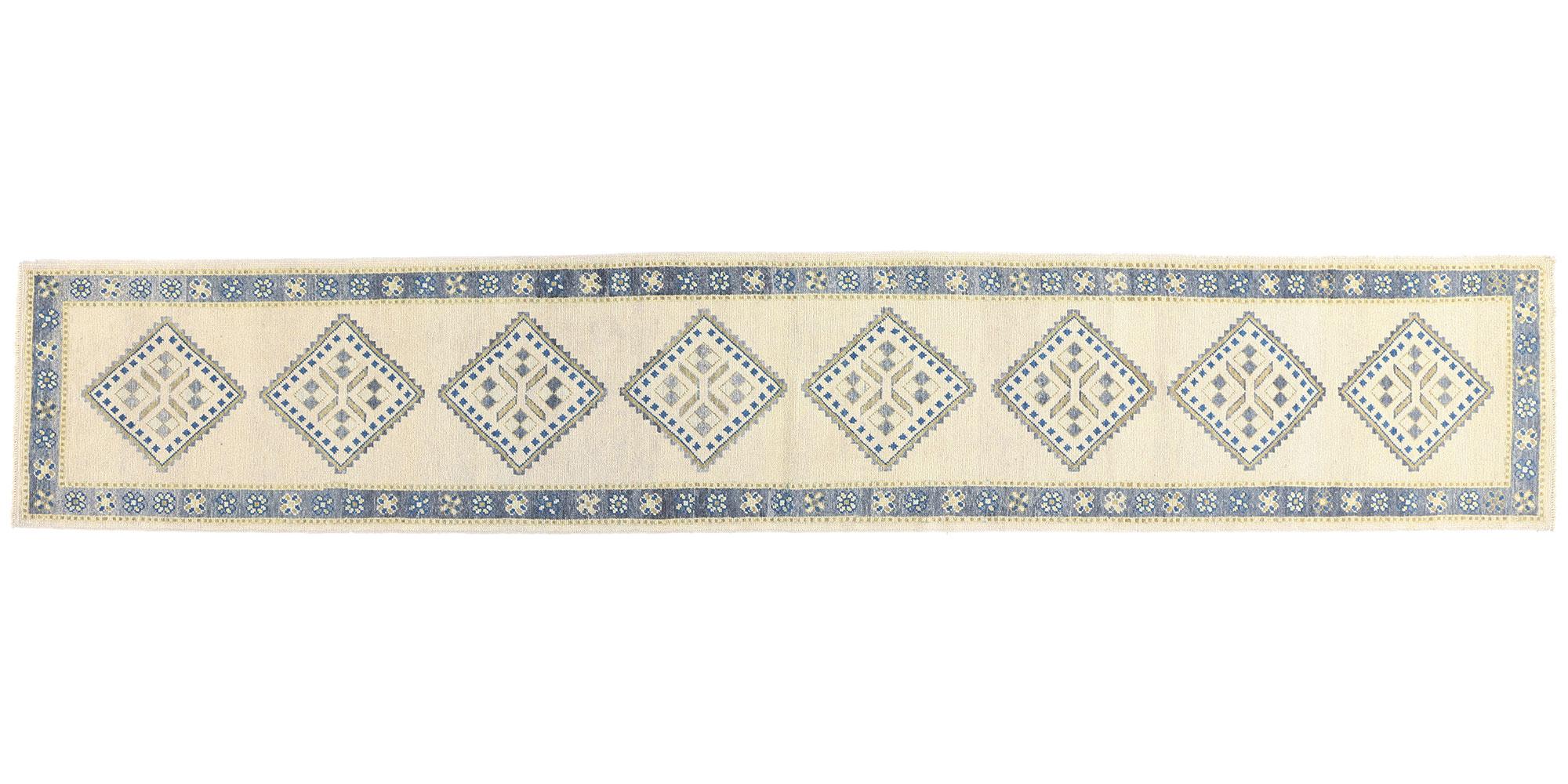 New Modern Ivory Turkish Oushak Carpet with Transitional Style For Sale 5