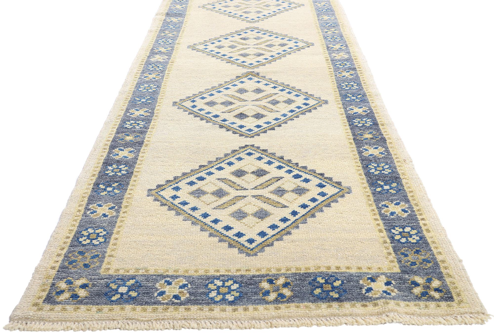 New Modern Ivory Turkish Oushak Carpet with Transitional Style In New Condition For Sale In Dallas, TX