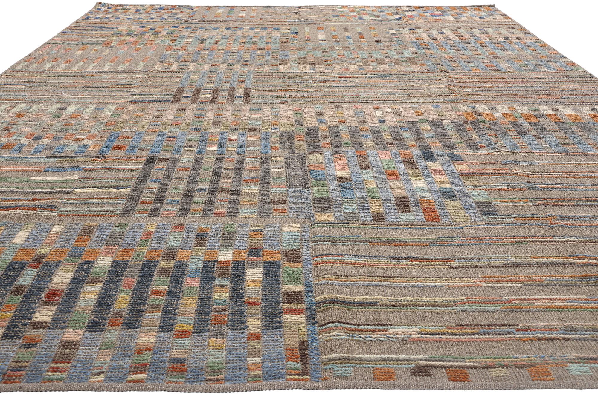 New Modern Mosaic High Low Textured Carpet mit erhabenem Design (Indisch) im Angebot