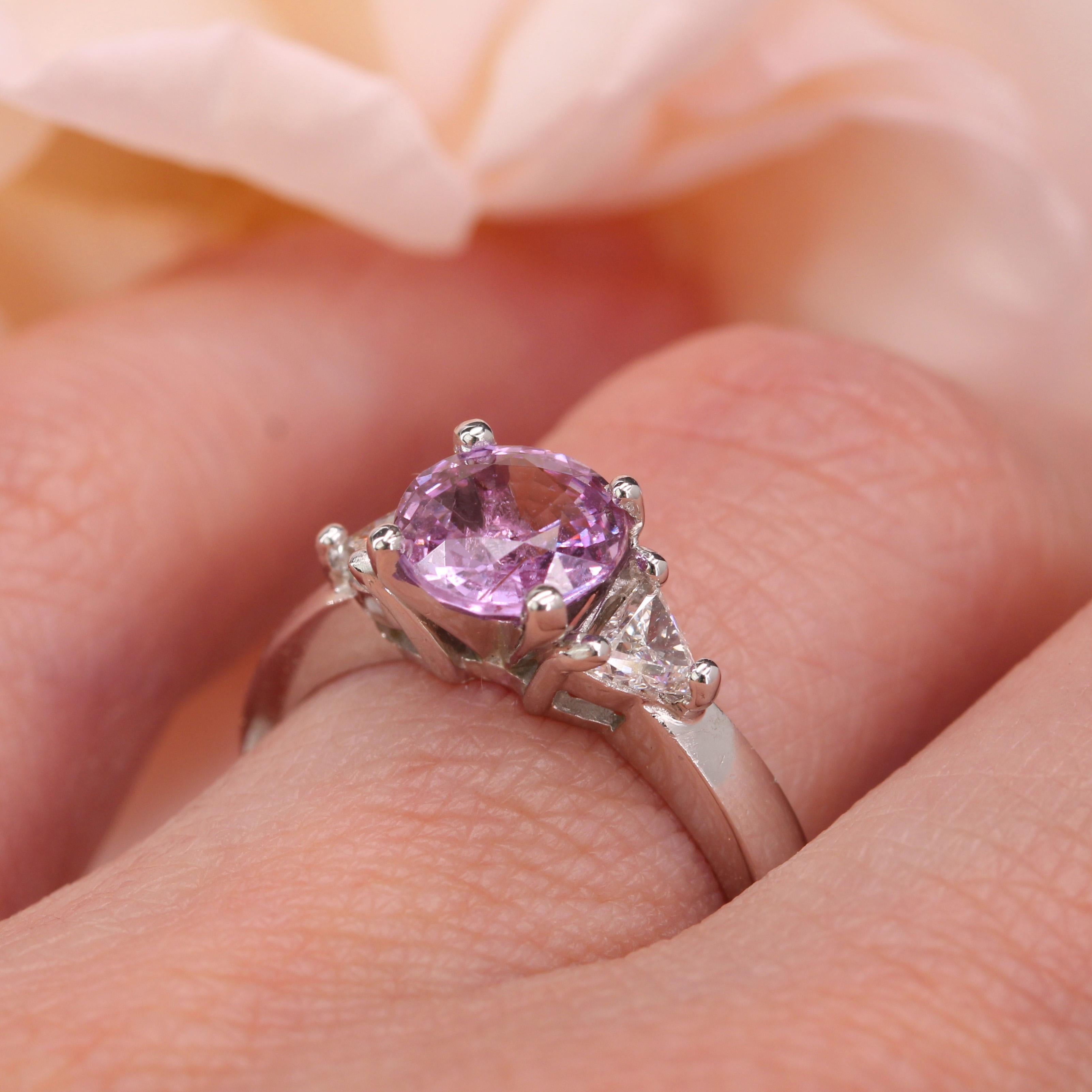 New Modern Pink Sapphire Diamonds 18 Karat White Gold Trilogy Ring 10