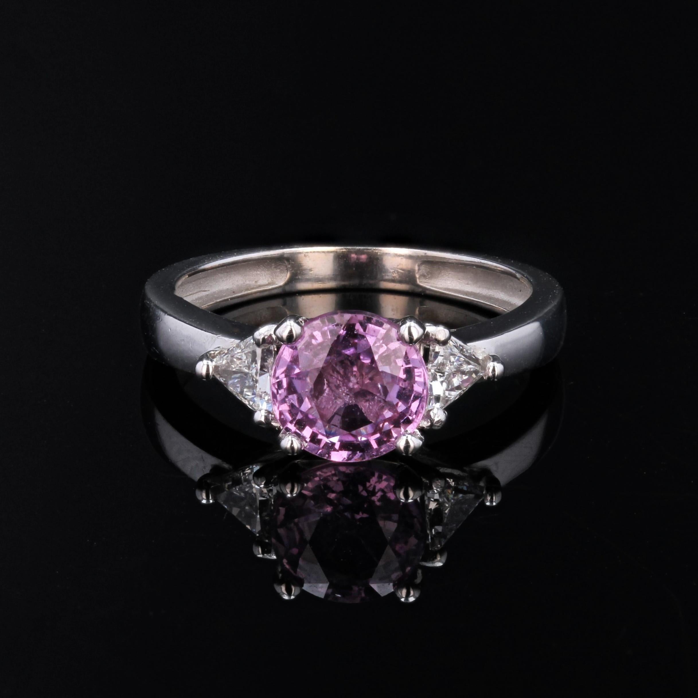 Women's New Modern Pink Sapphire Diamonds 18 Karat White Gold Trilogy Ring