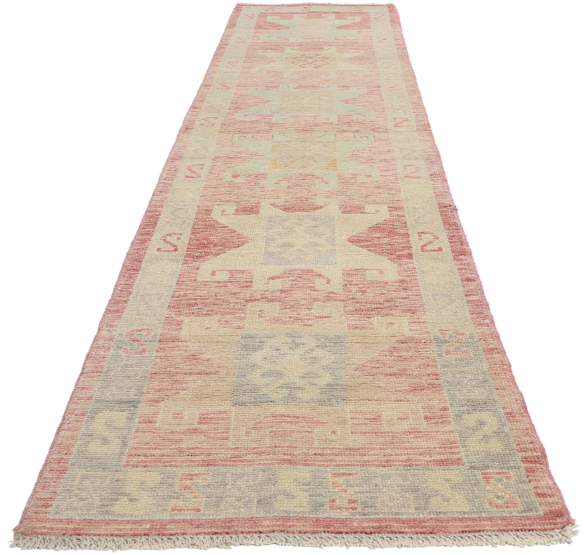 Neuer moderner rosa türkischer Oushak-Teppich mit traditionellem Stil (Ästhetizismus) im Angebot