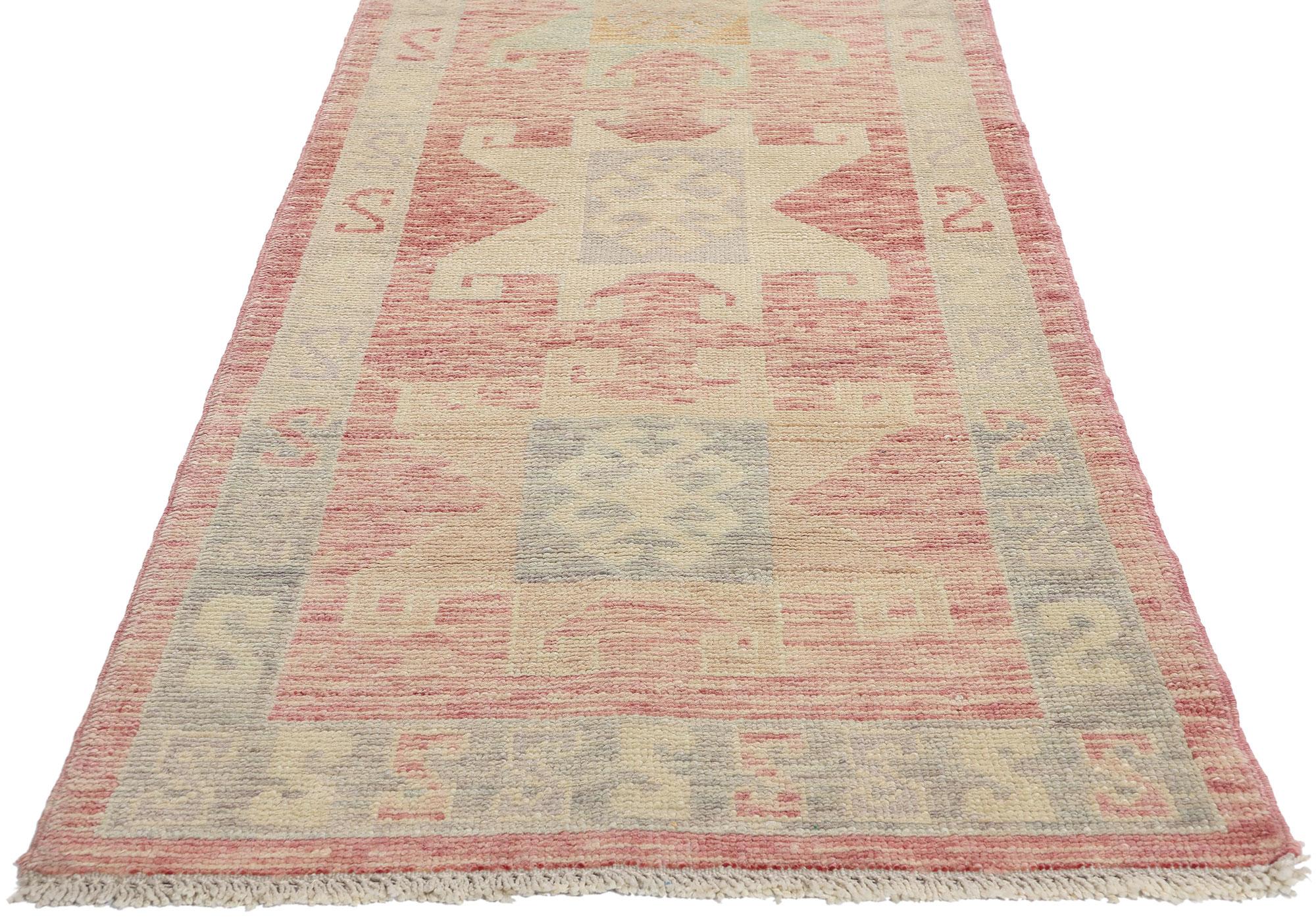 Neuer moderner rosa türkischer Oushak-Teppich mit traditionellem Stil (Türkisch) im Angebot