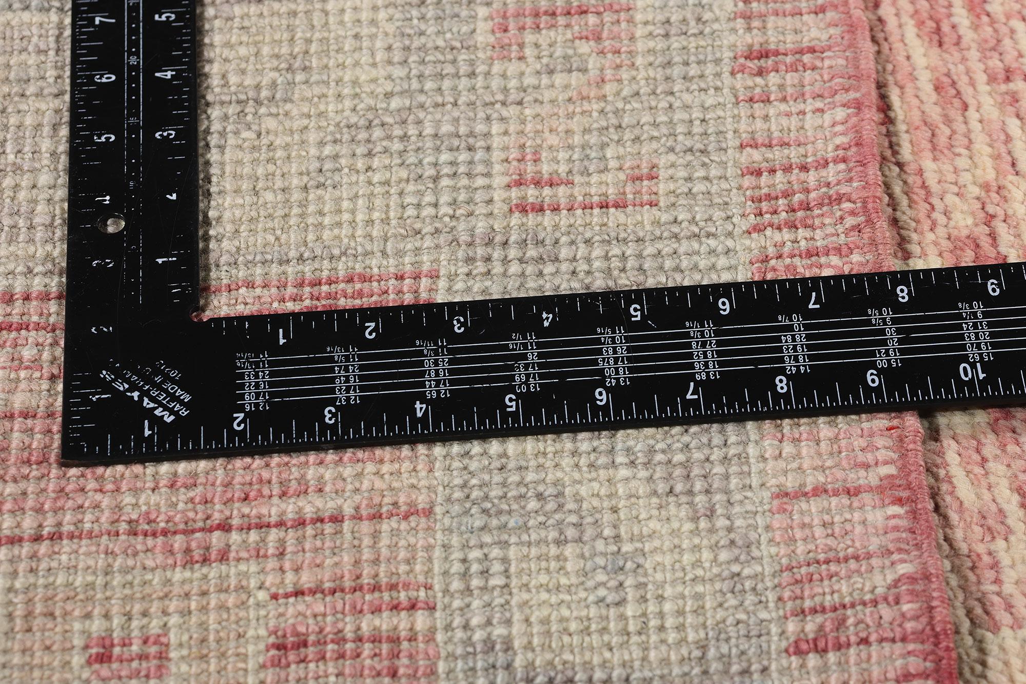Neuer moderner rosa türkischer Oushak-Teppich mit traditionellem Stil im Zustand „Neu“ im Angebot in Dallas, TX