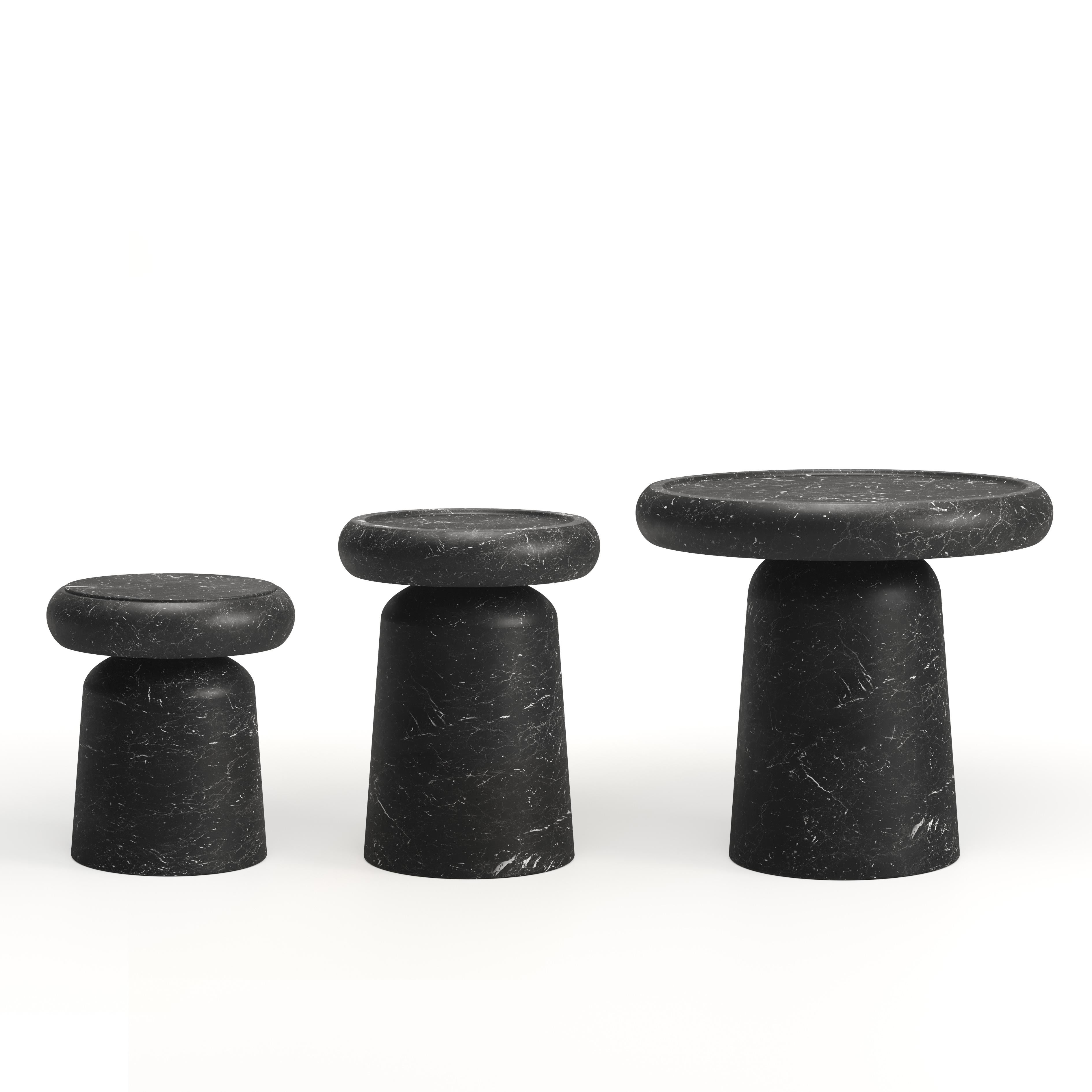 Nouvelle table d'appoint moderne en marbre noir Marquinia, Design/One, Ivan Colominas Neuf - En vente à Milan, IT