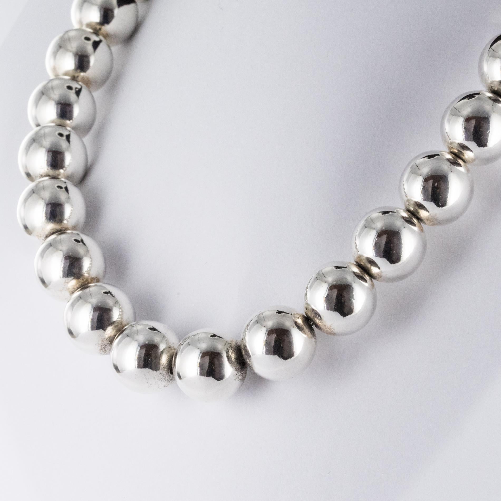 Neu Modernes Silber Perlen Choker Halsband Damen im Angebot