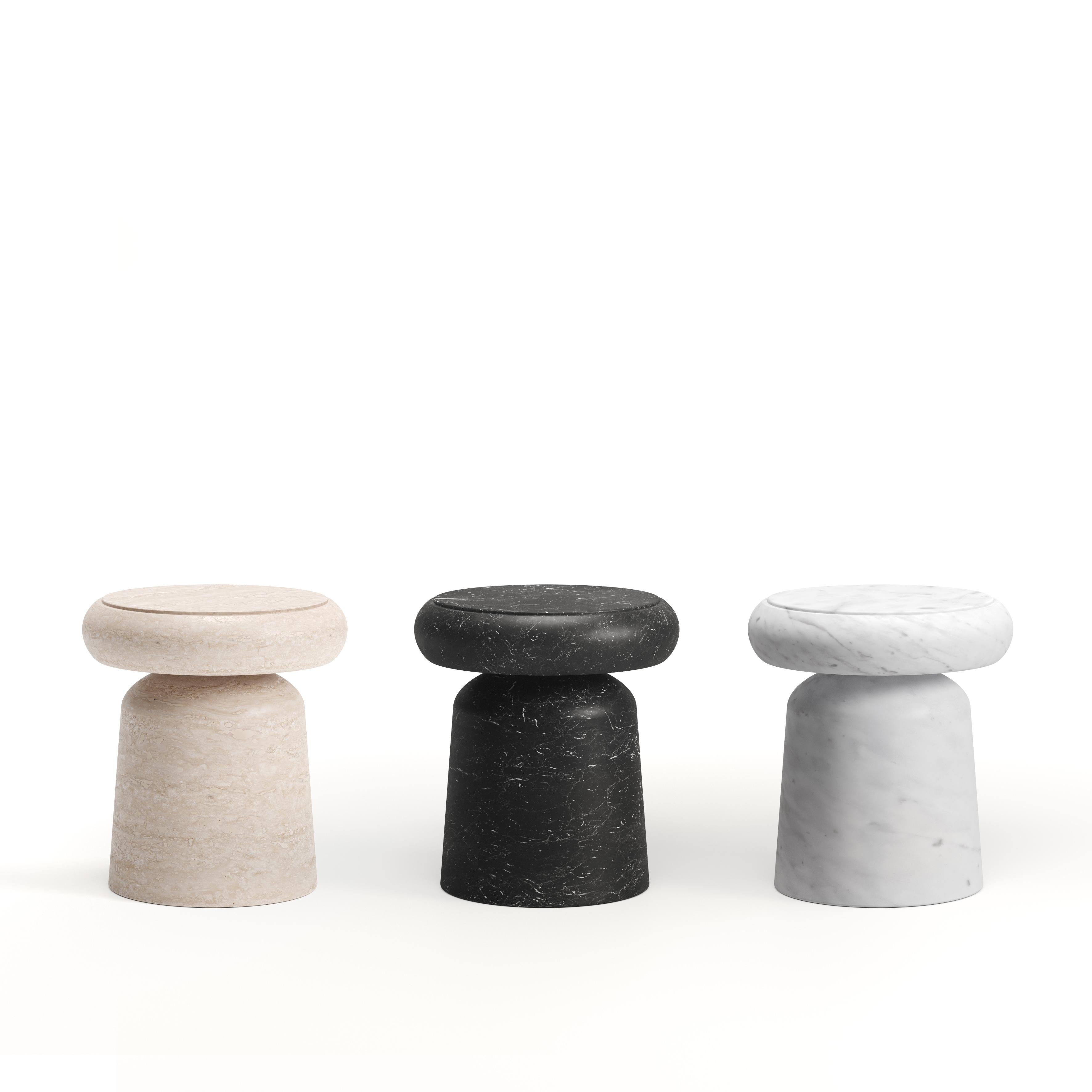 italien New Modernity Stool/Side table in Black Marquinia marble, Designer Ivan Colominas en vente