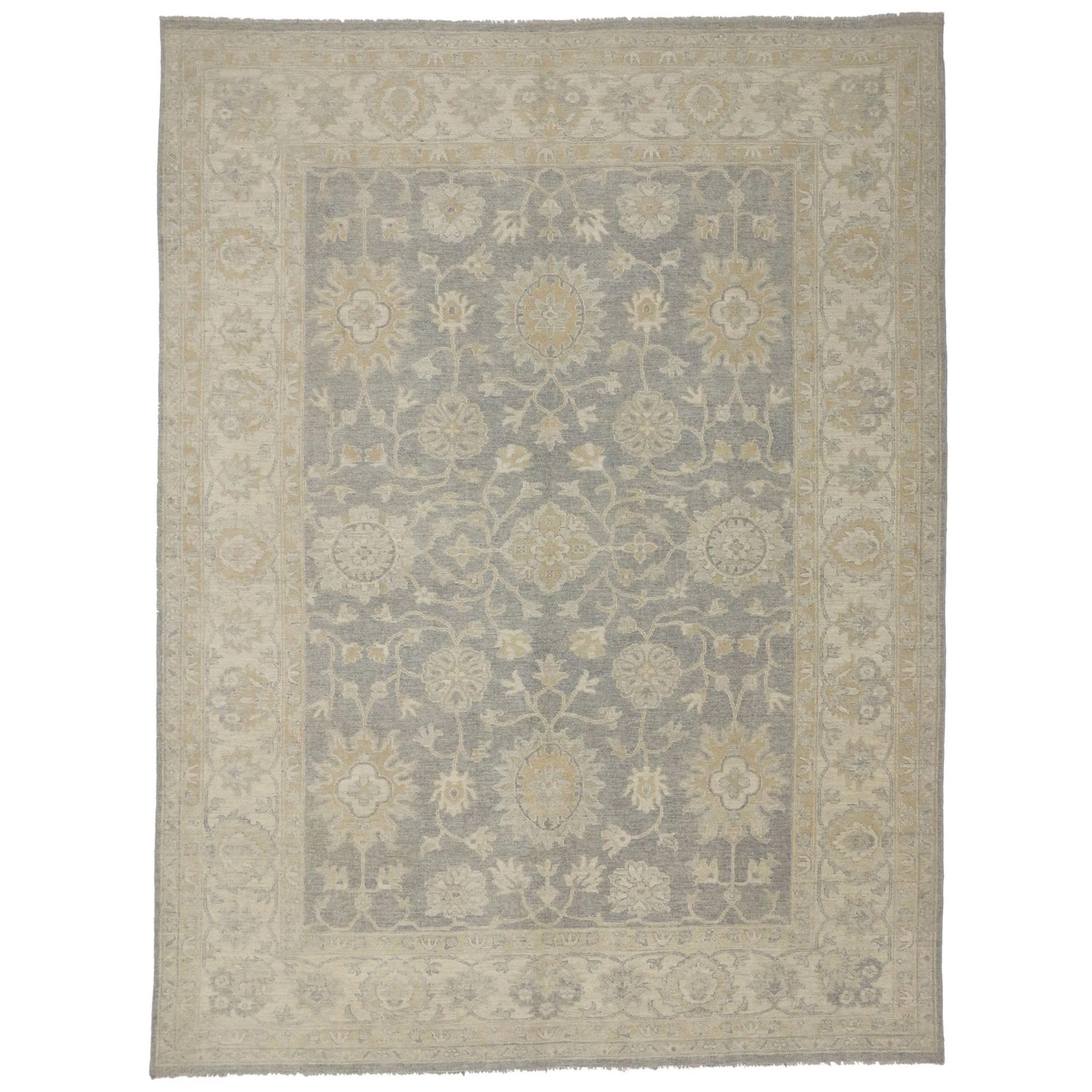 Nouveau tapis moderne transitionnel de style Oushak aux couleurs neutres en vente