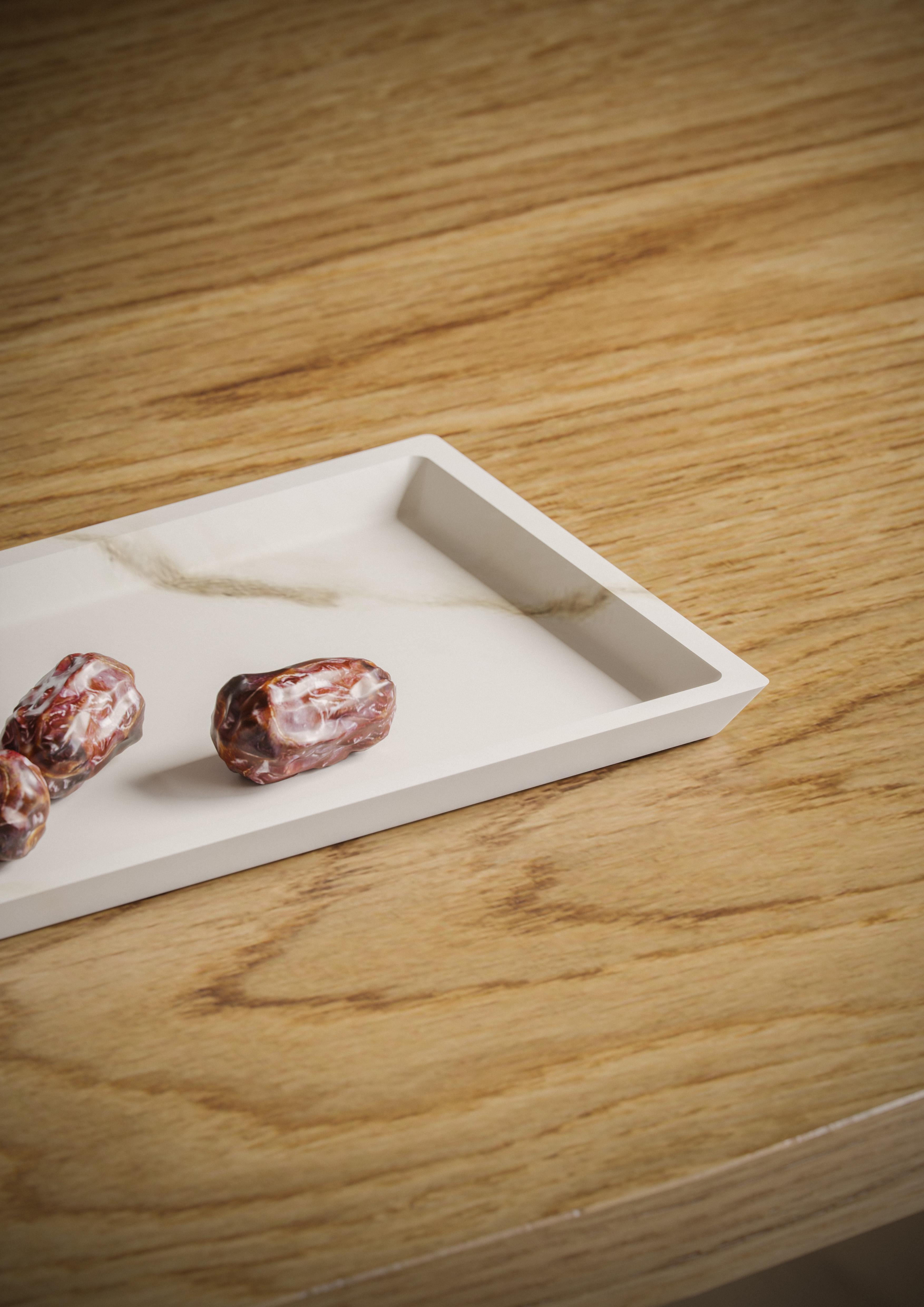 Italian New Modern Tray in White Carrara Marble Creator Studioformart Stock For Sale