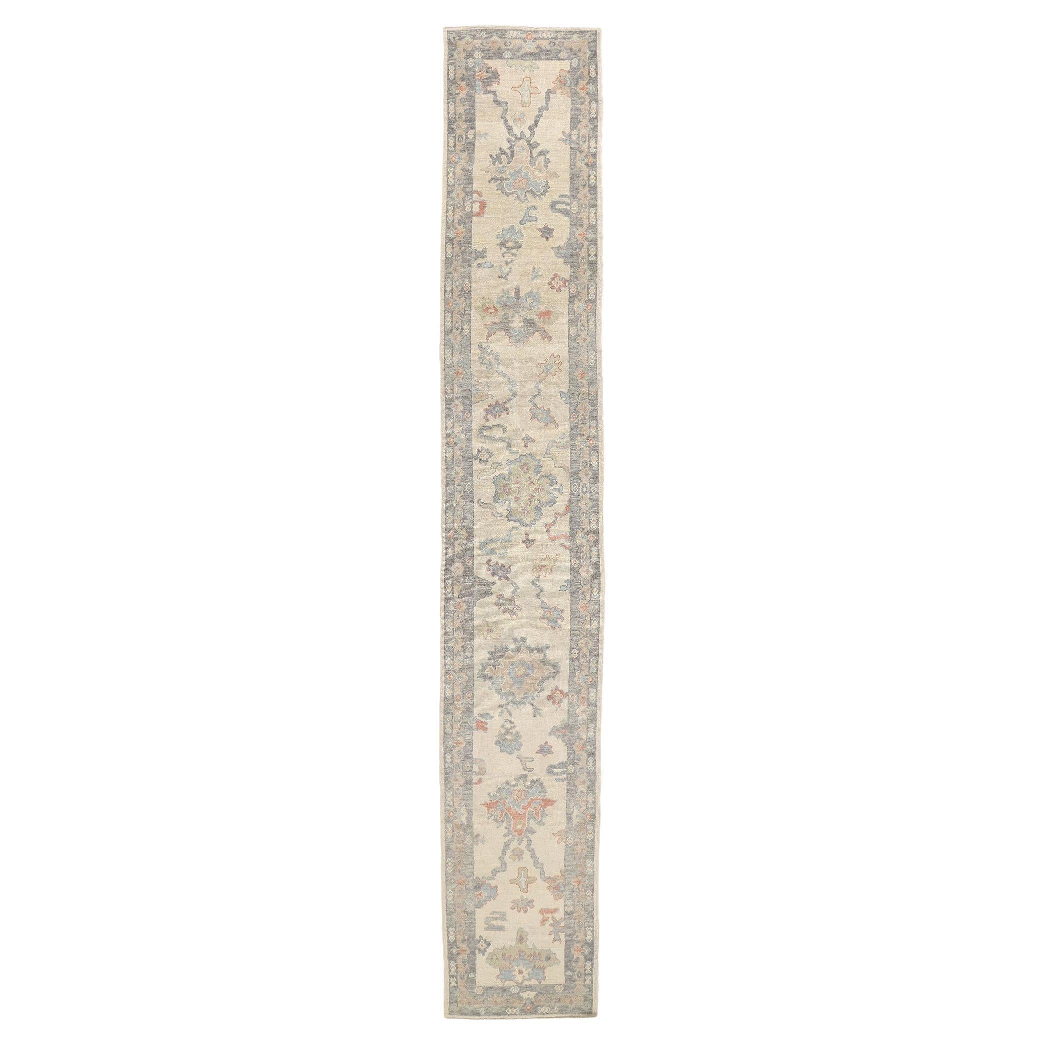 Neuer moderner türkischer Oushak-Teppich-Läufer, 03'00 x 18'09