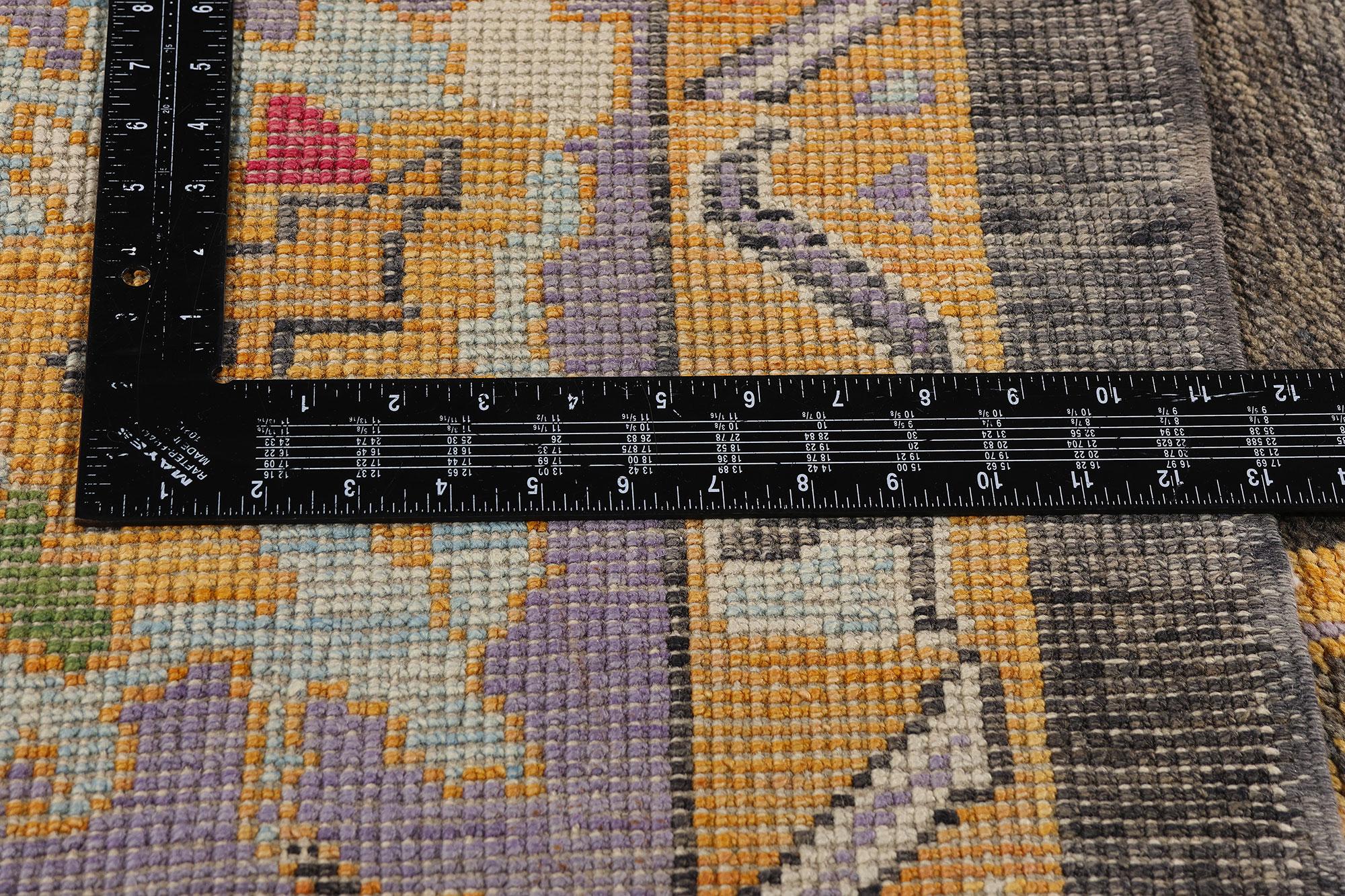 Zeitgenössischer moderner türkischer Oushak-Teppich, Amethyst und Onyx im Angebot 2