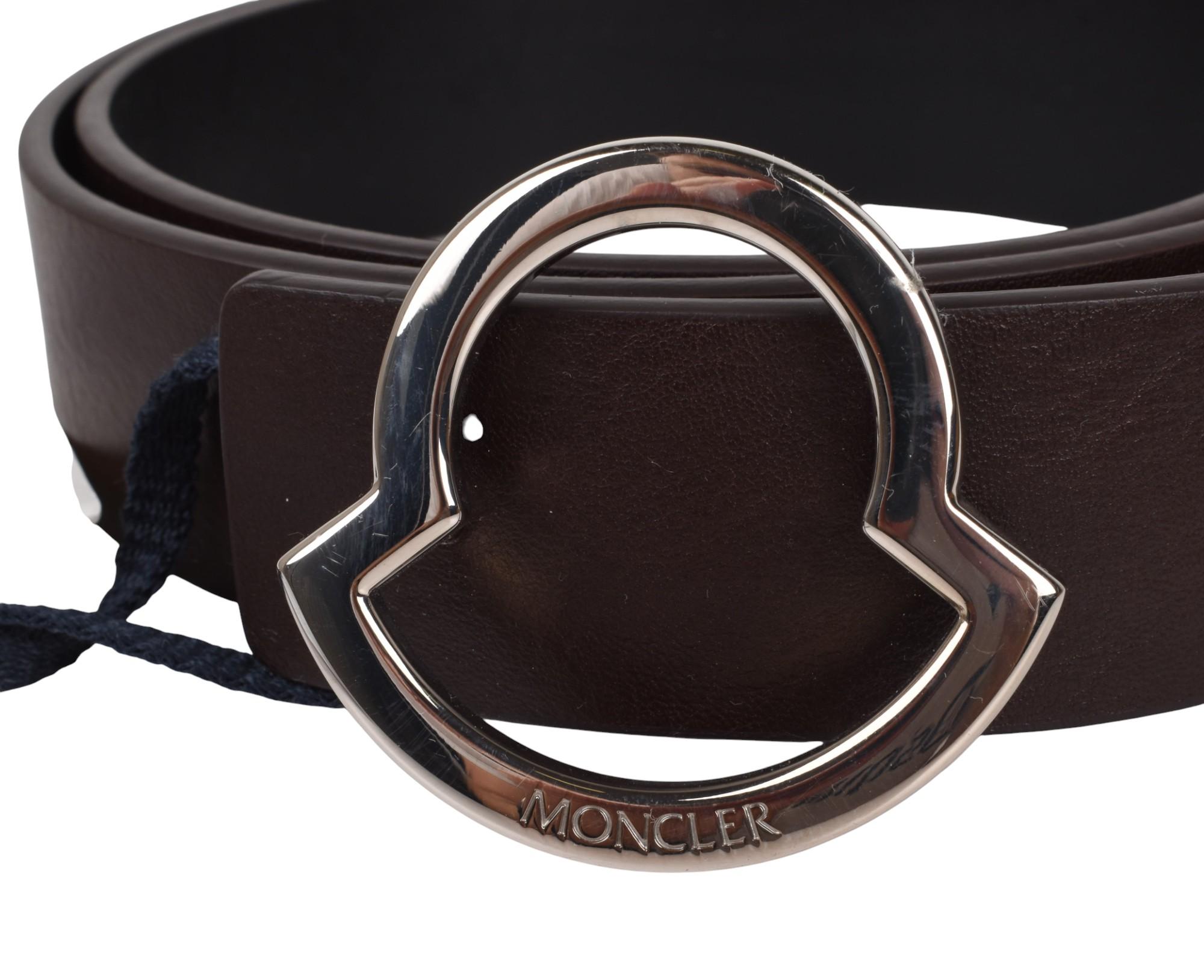 New Moncler Cintura in Pelle Taglia 48-M-L In condizioni Nuovo in vendita a Kaunas, LT