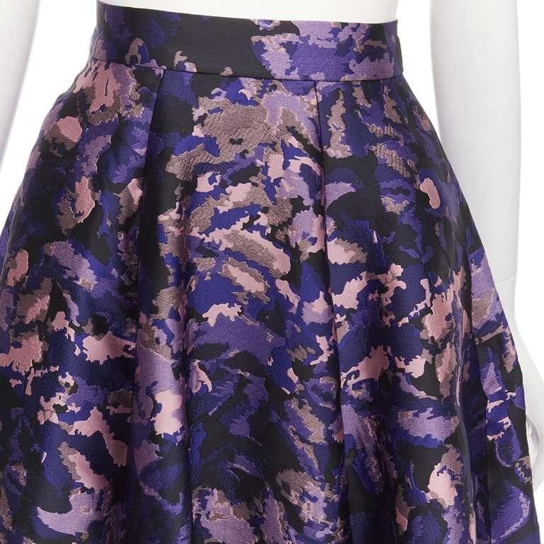 new MONIQUE LHUILLIER purple pink floral jacquard voluminous flared skirt US0 XS
Reference: AAWC/A00390
Brand: Monique Lhuillier
Material: Polyester, Blend
Color: Multicolour
Pattern: Floral
Closure: Zip
Lining: Fabric
Extra Details: Dual side