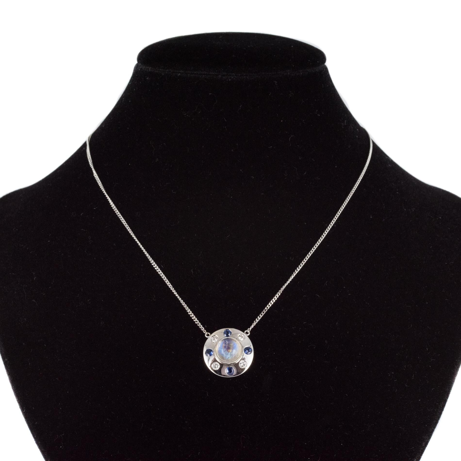 Moonstone Sapphires Diamonds 18 Karat White Gold Necklace In New Condition For Sale In Poitiers, FR