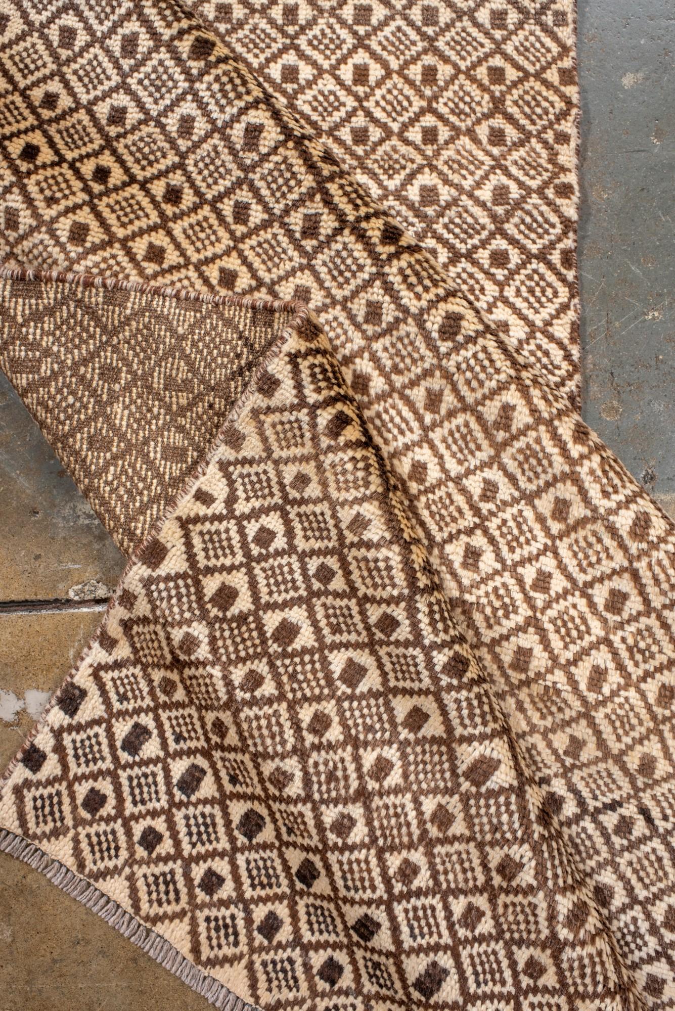 Nuovo runner marocchino a trama piatta con diamanti geometrici graduati in vendita 1