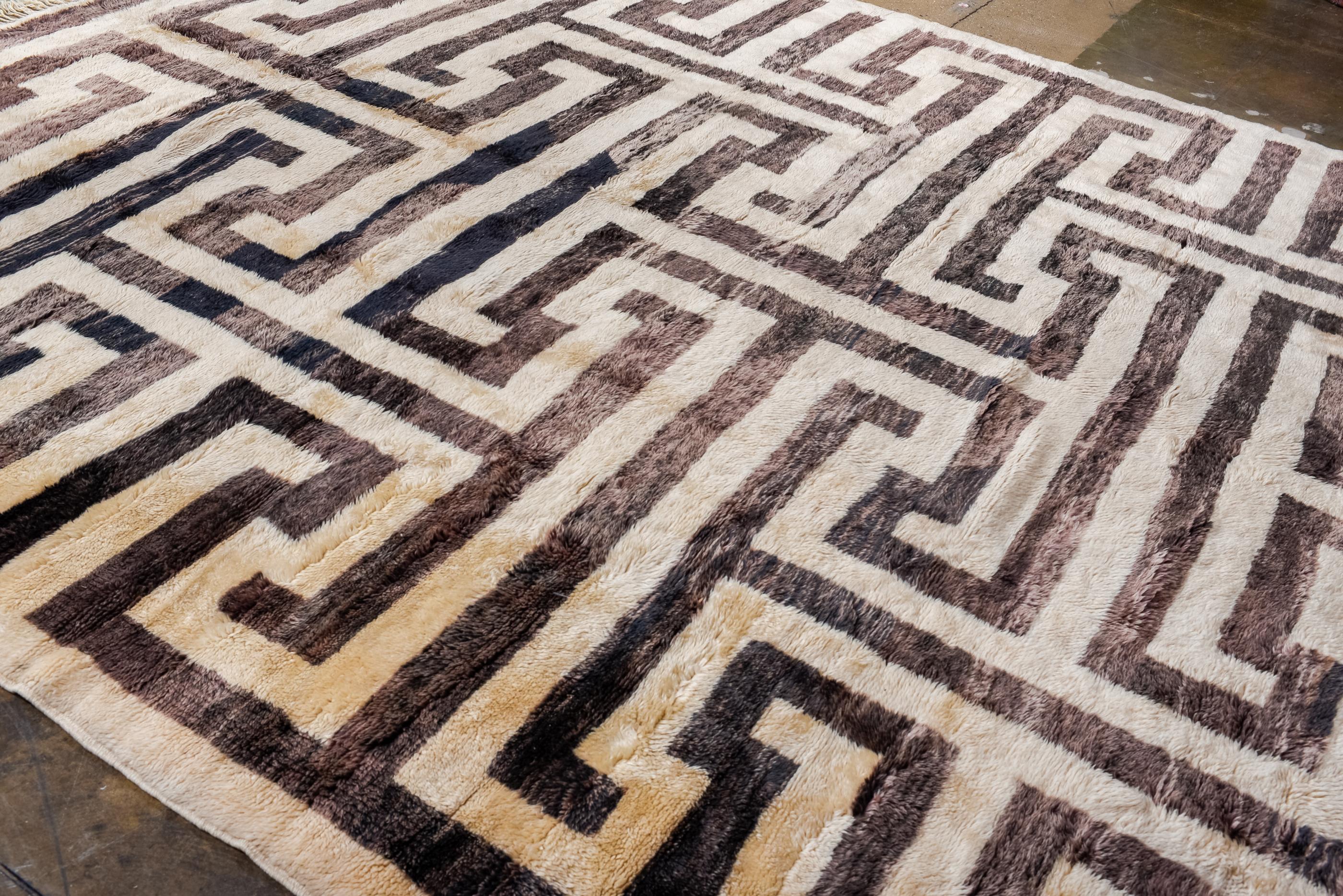 New Moroccan Rug with Allover Interlocking Design For Sale 2