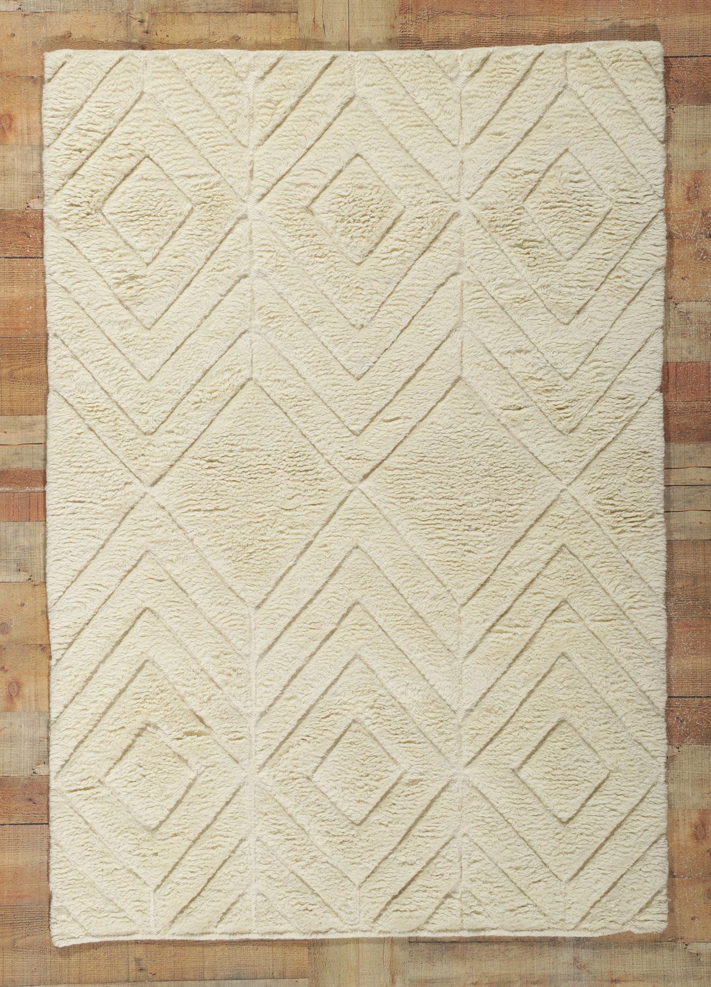 New Moroccan Style High-Low Ivory Rug For Sale 1
