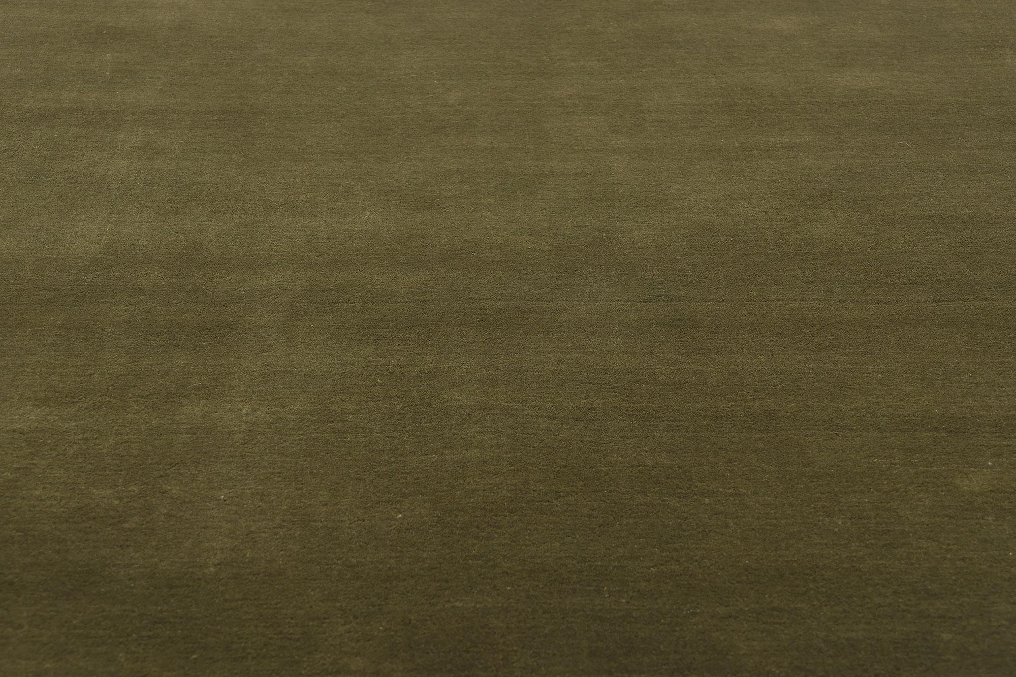 Annodato a mano New Moss-Olive Green Tappeto di lana biofilico contemporaneo in vendita