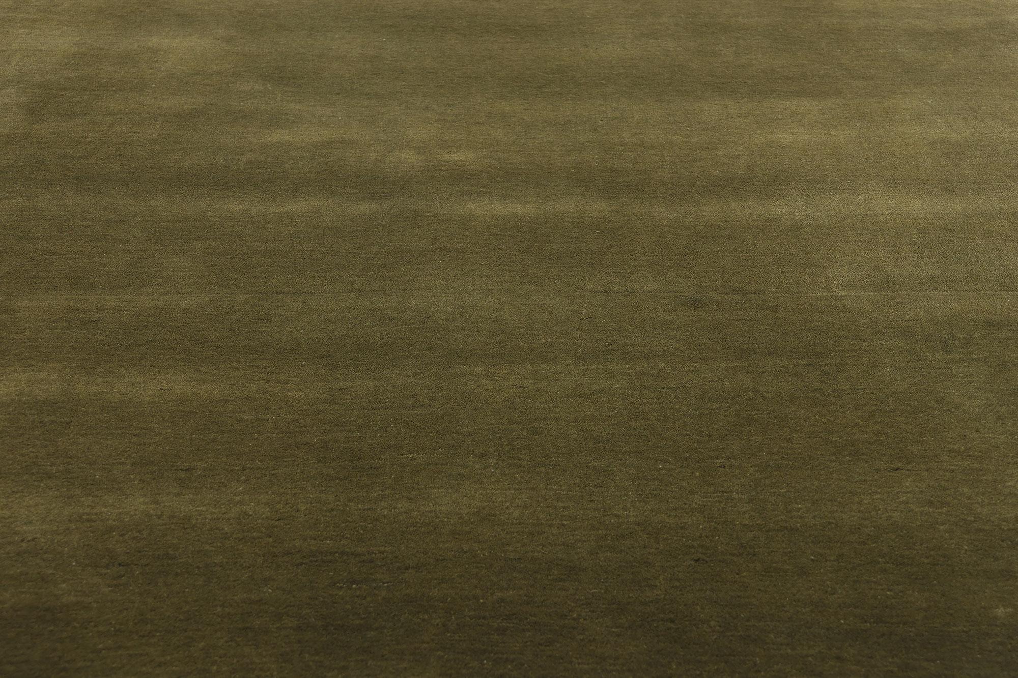 Neuer Moos-Olivgrüner Contemporary Biophilic Wool Rug (Handgeknüpft) im Angebot