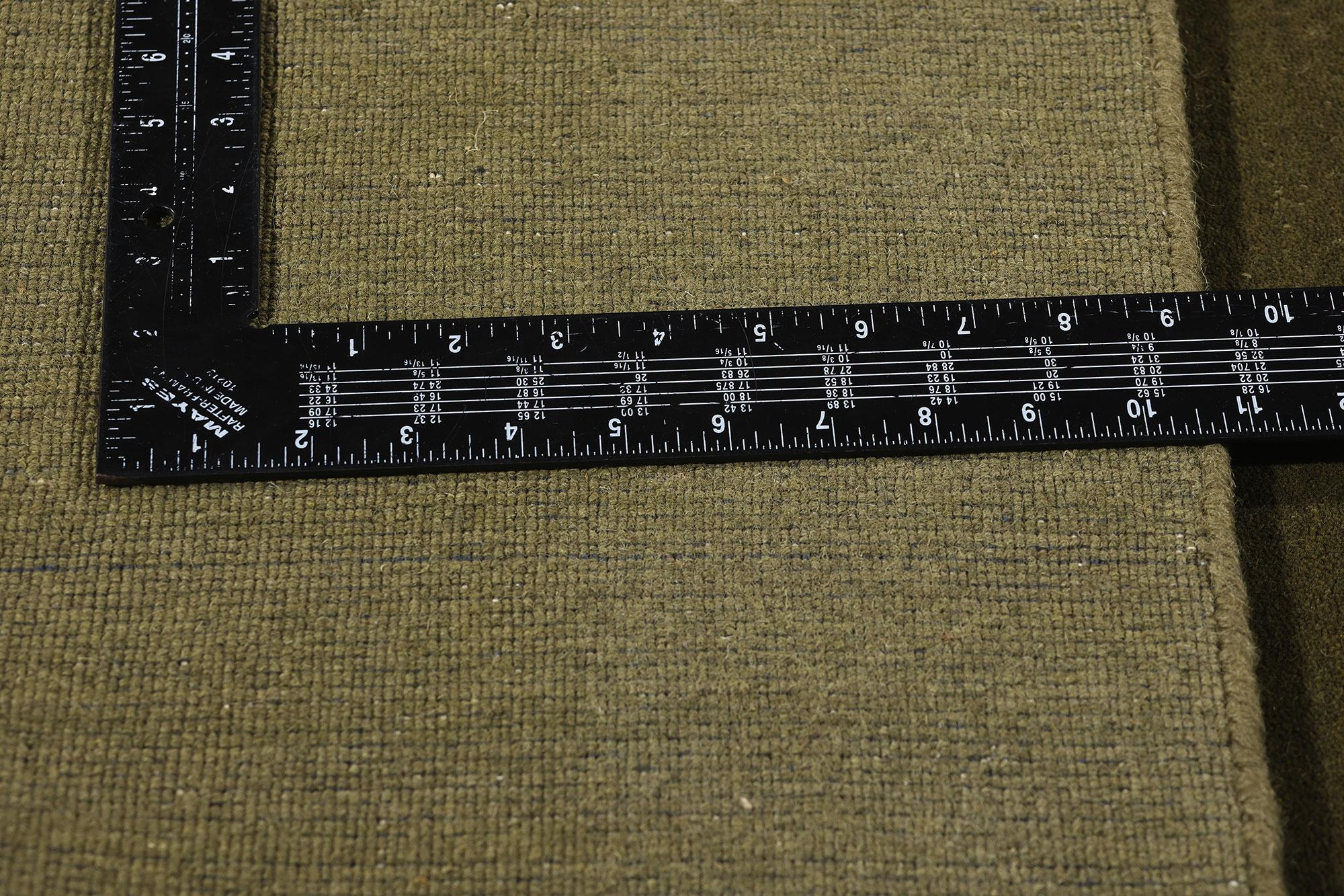 New Moss-Olive Green Contemporary Biophilic Wool Rug (tapis de laine biophilique contemporain) Neuf - En vente à Dallas, TX
