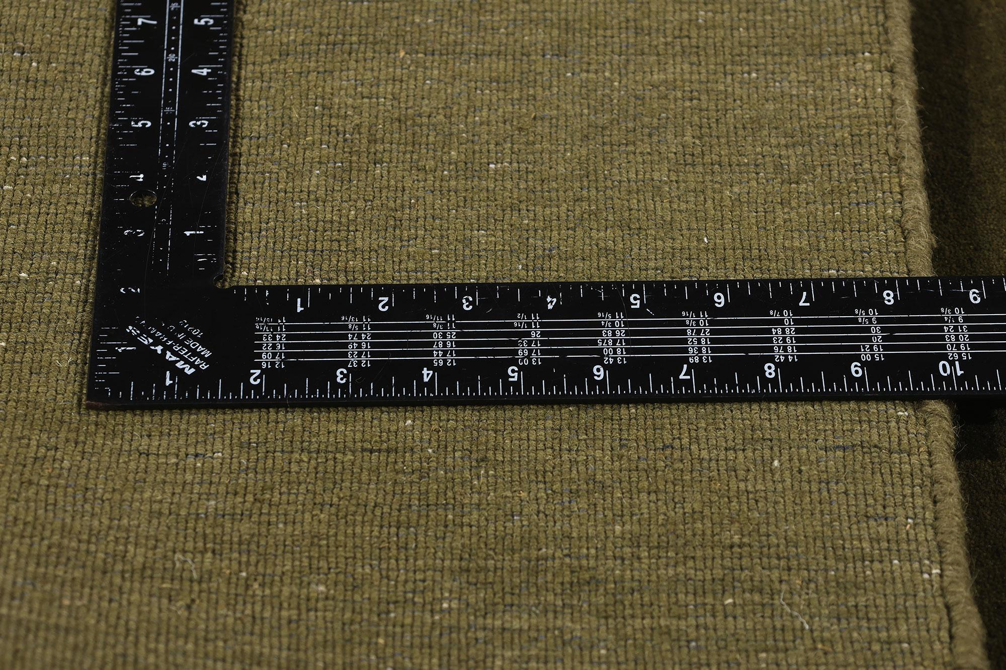 Neuer Moos-Olivgrüner Contemporary Biophilic Wool Rug im Zustand „Neu“ im Angebot in Dallas, TX