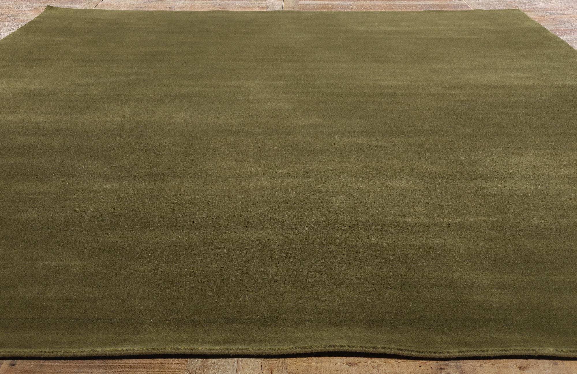 Laine New Moss-Olive Green Contemporary Biophilic Wool Rug (tapis de laine biophilique contemporain) en vente