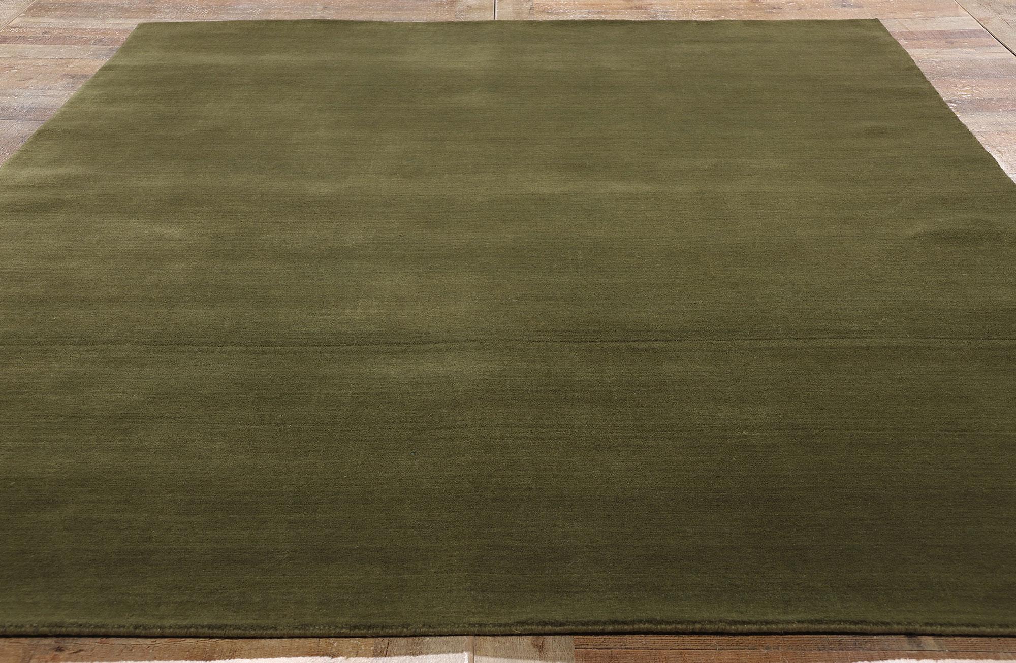 Laine New Moss-Olive Green Contemporary Biophilic Wool Rug (tapis de laine biophilique contemporain) en vente