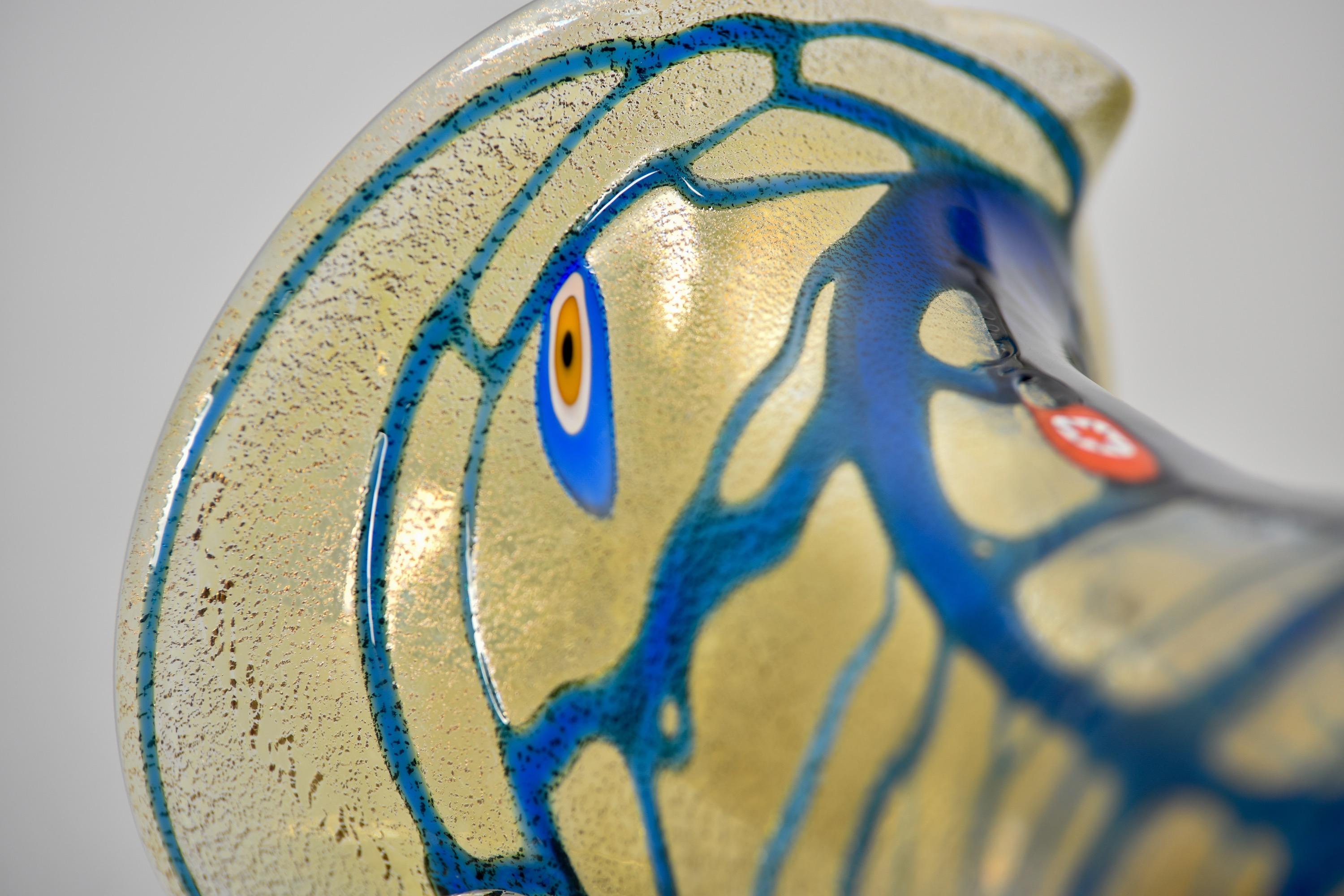 Neu Murano-Glaskanne in schillerndem Gold mit blauen Streifen im Angebot 6