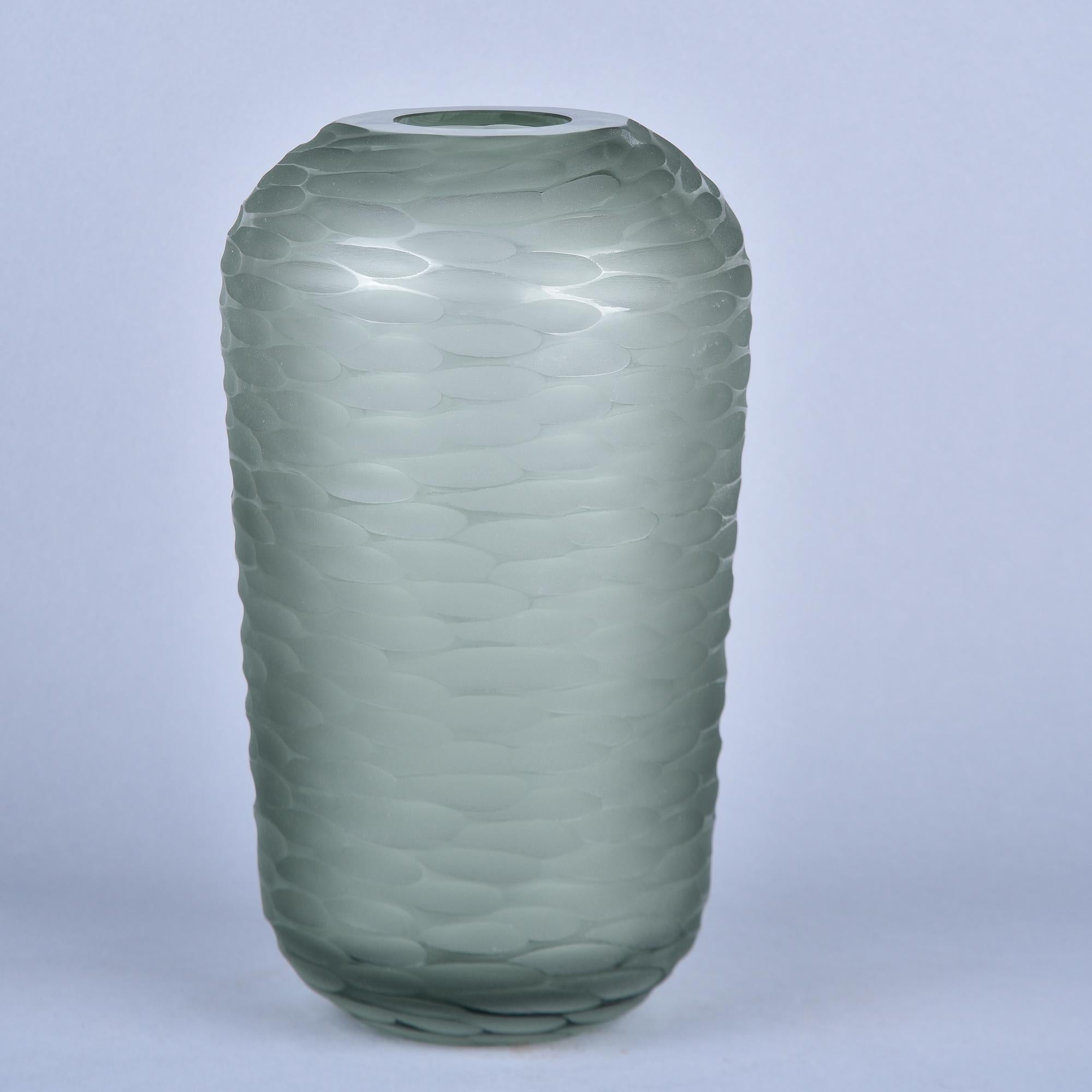 Verre de Murano New Murano Glass Tall Battuto Smoky Sage Green Vase en vente