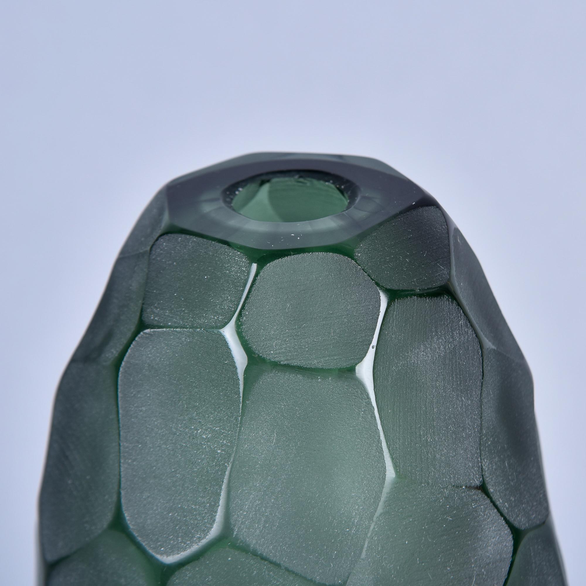 Verre de Murano Nouveau flacon de parfum Battuto XL en verre de Murano vert foncé en vente