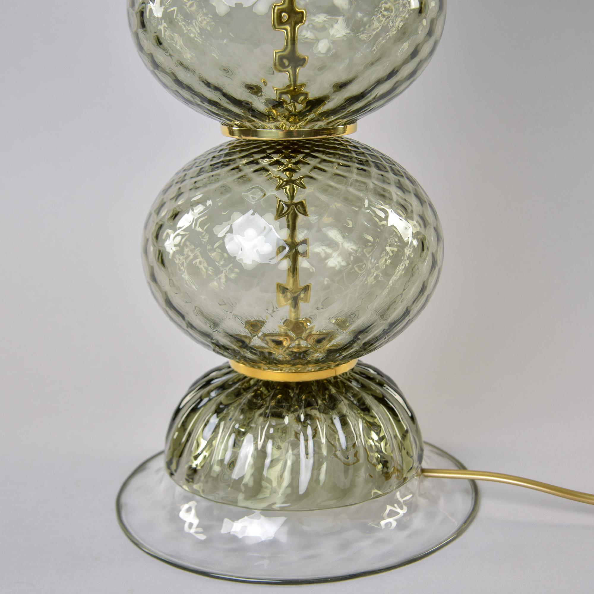 Neu Murano Tischlampe aus mundgeblasenem Glas in blassem Taupe im Angebot 4