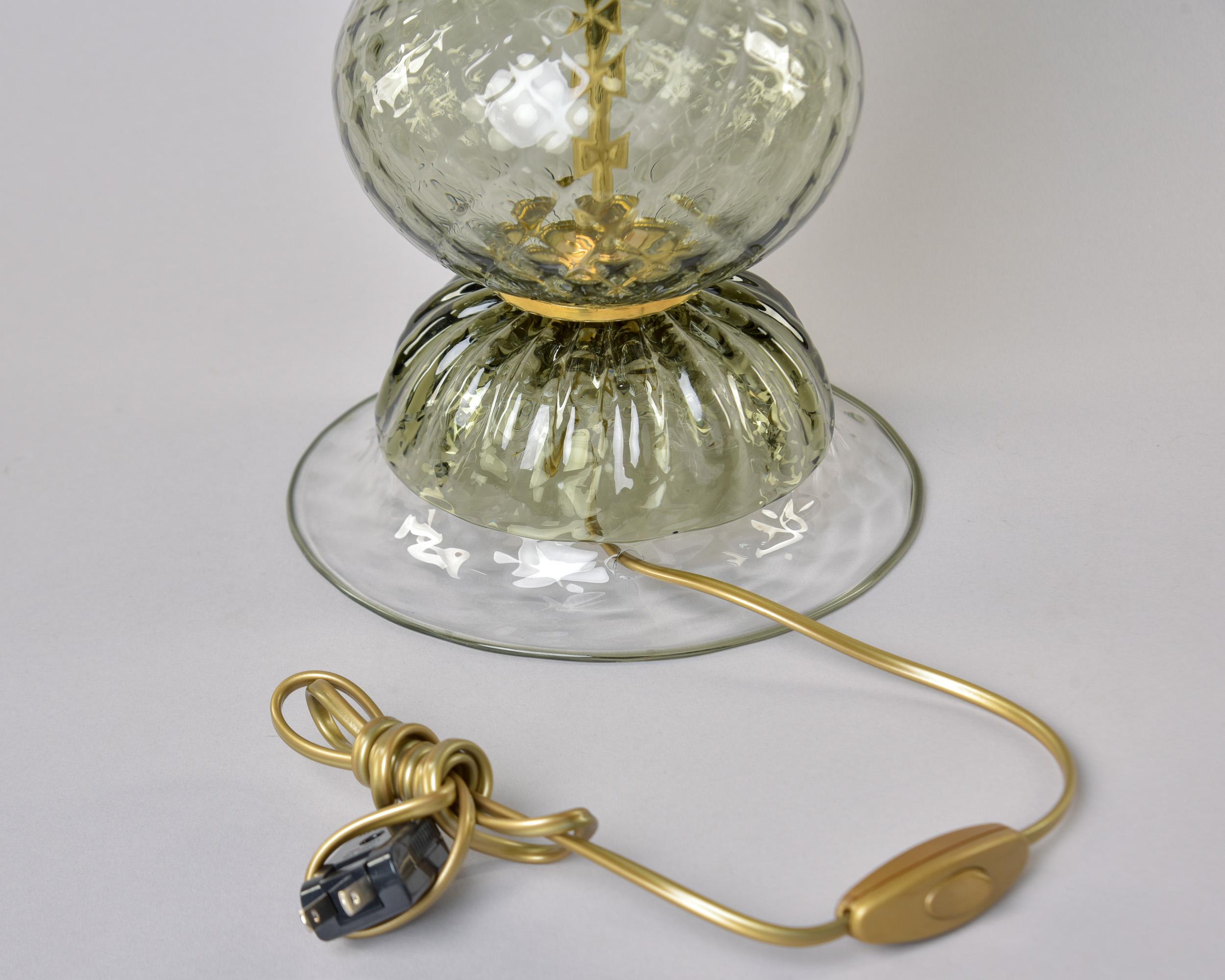 Neu Murano Tischlampe aus mundgeblasenem Glas in blassem Taupe im Angebot 5