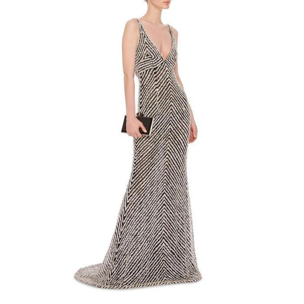 New NAEEM KHAN Beaded Sequin V Neck Gown US 8 In New Condition For Sale In Brossard, QC