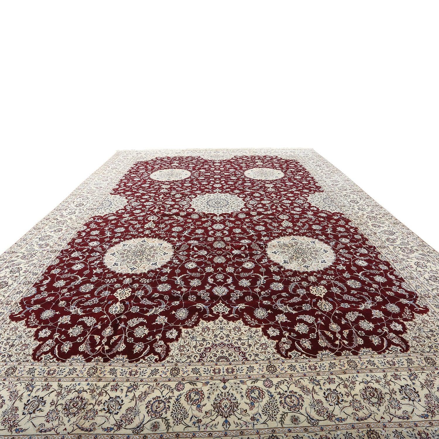 Annodato a mano Tappeto New Naein - Dimensioni: 17'9 X 11'10 in vendita