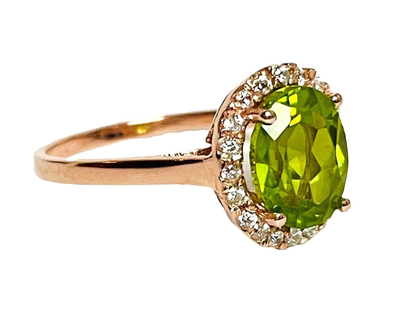 Women's New Natural Aaa Green Peridot Oval & White Cz Sterling 925 Silver Ring