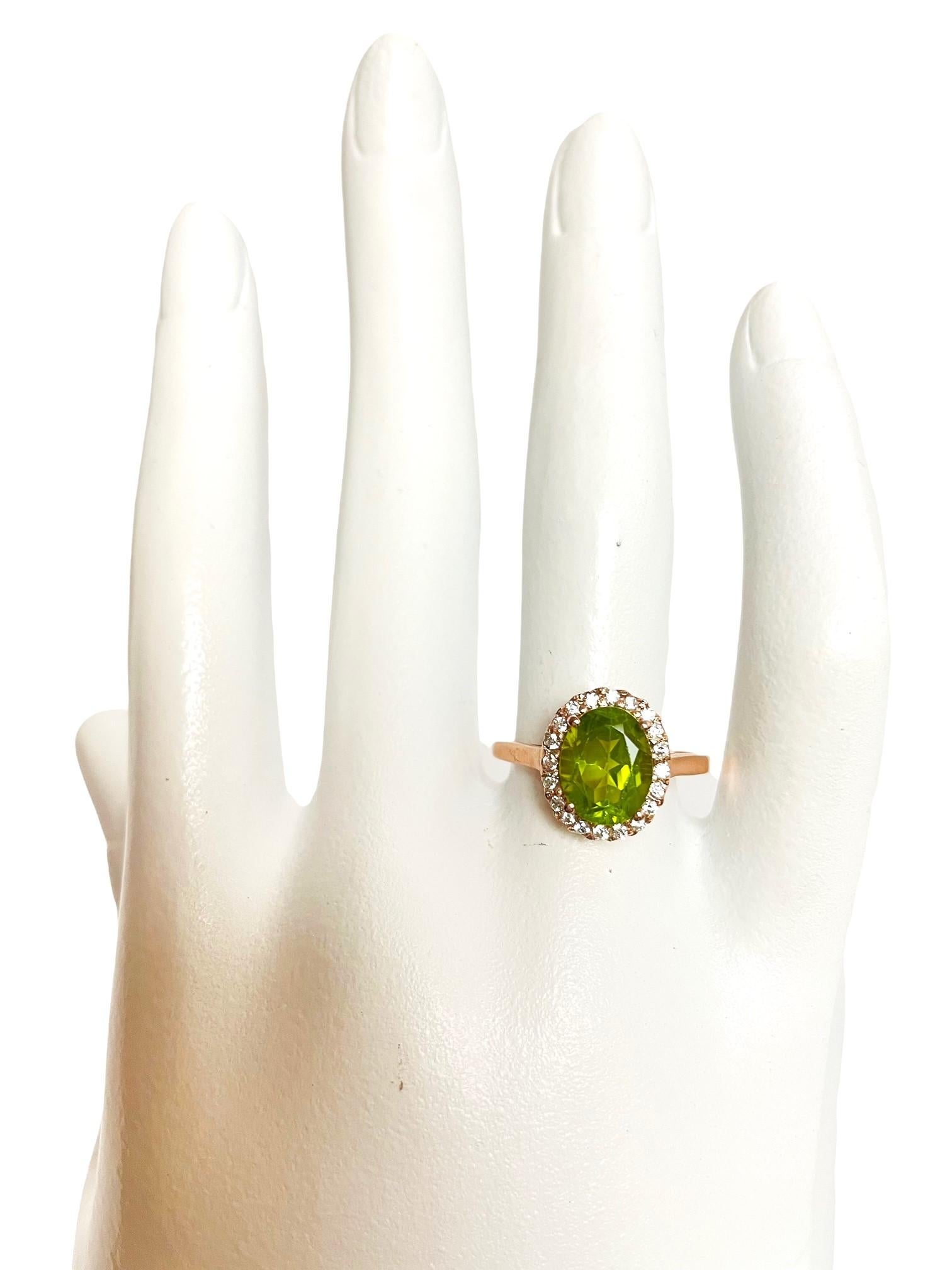 New Natural Aaa Green Peridot Oval & White Cz Sterling 925 Silver Ring 2