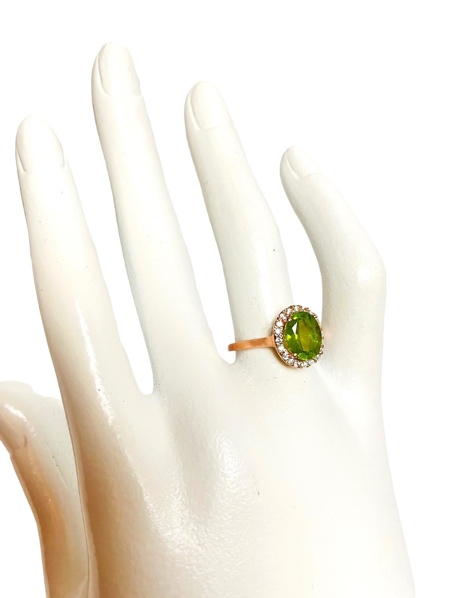 New Natural Aaa Green Peridot Oval & White Cz Sterling 925 Silver Ring 3
