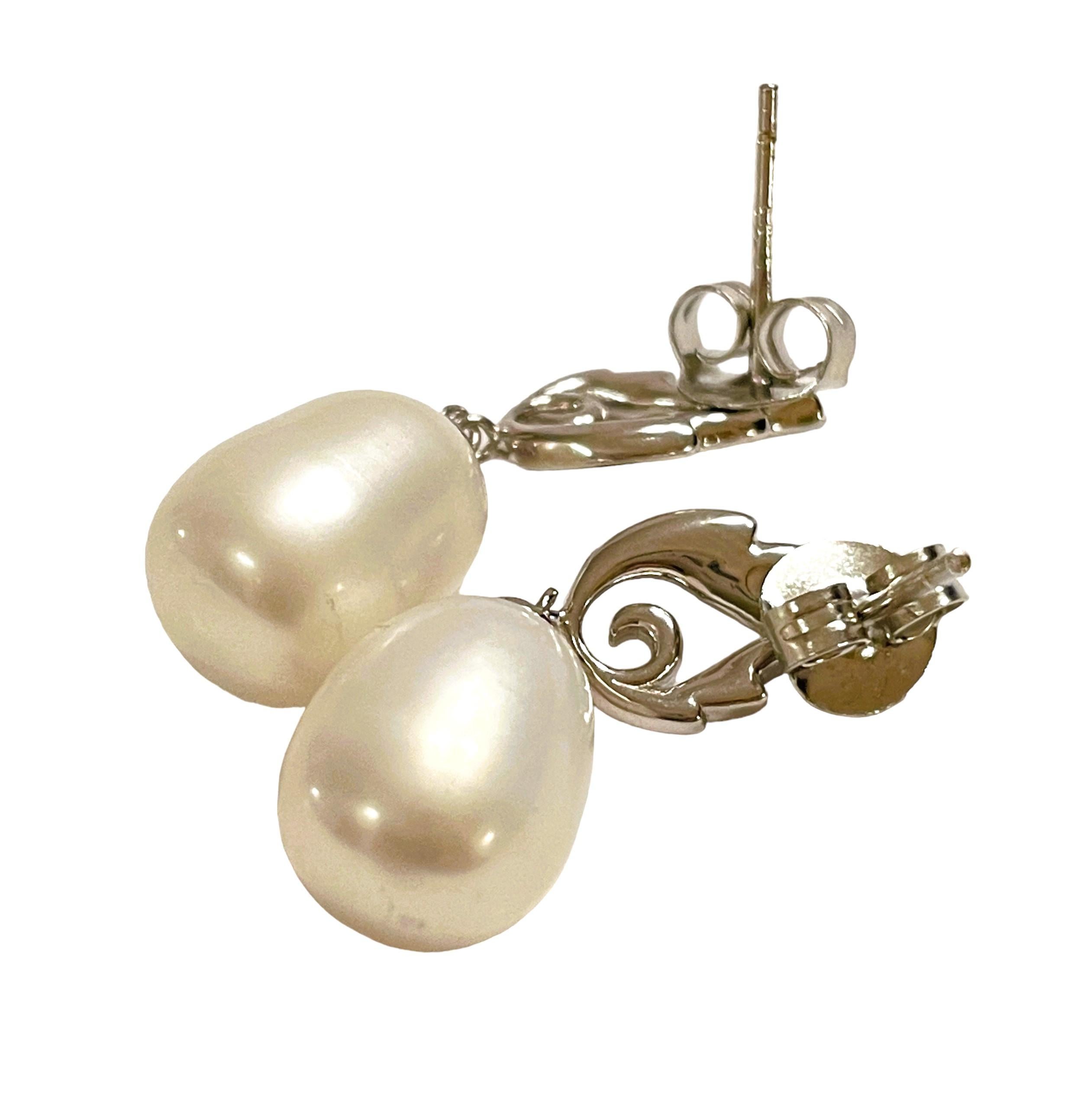 Oval Cut New Natural Fresh Water Pearl Sterling Silver Post Earrings For Sale