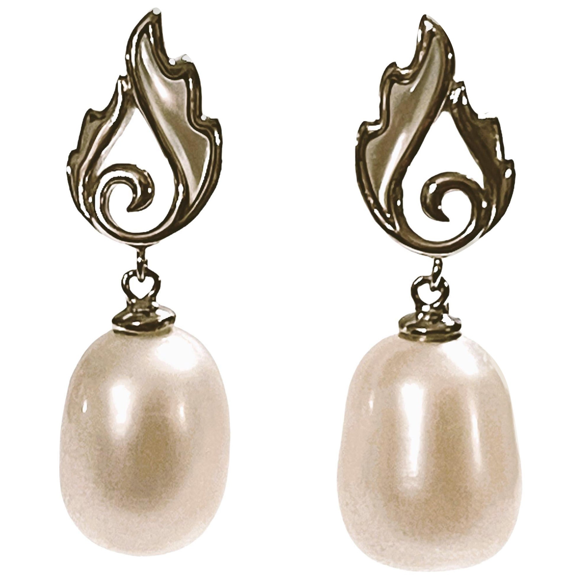 New Natural Fresh Water Pearl Sterling Silver Post Earrings For Sale