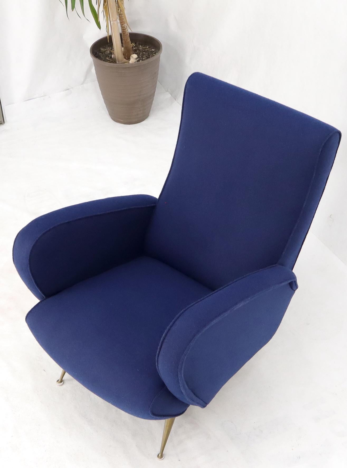 20th Century New Navy Blue Upholstery Italian Mid-Century Modern Lounge Chair on Brass Legs For Sale