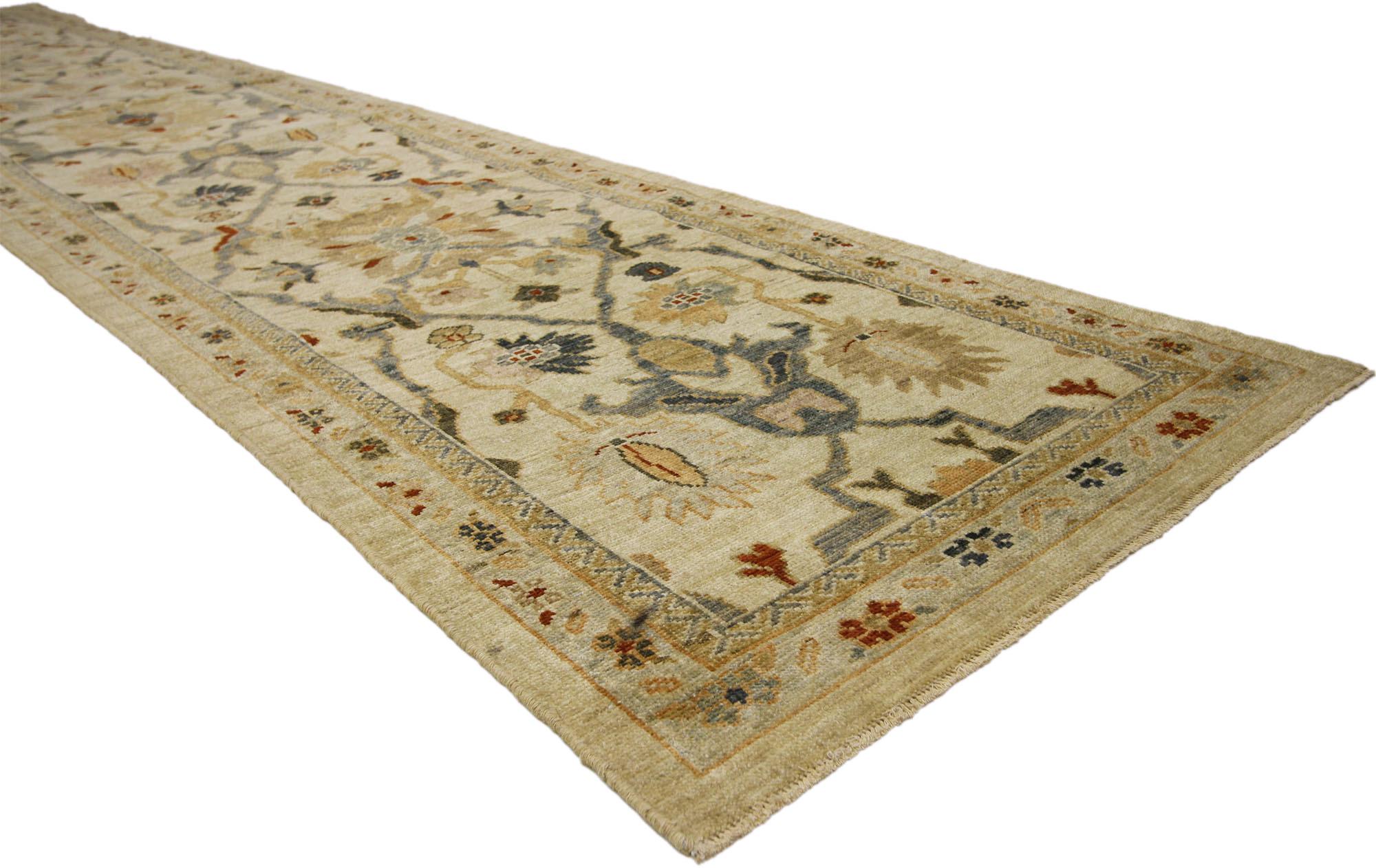 Contemporary Persian Sultanabad Rug Carpet Runner For Sale 6