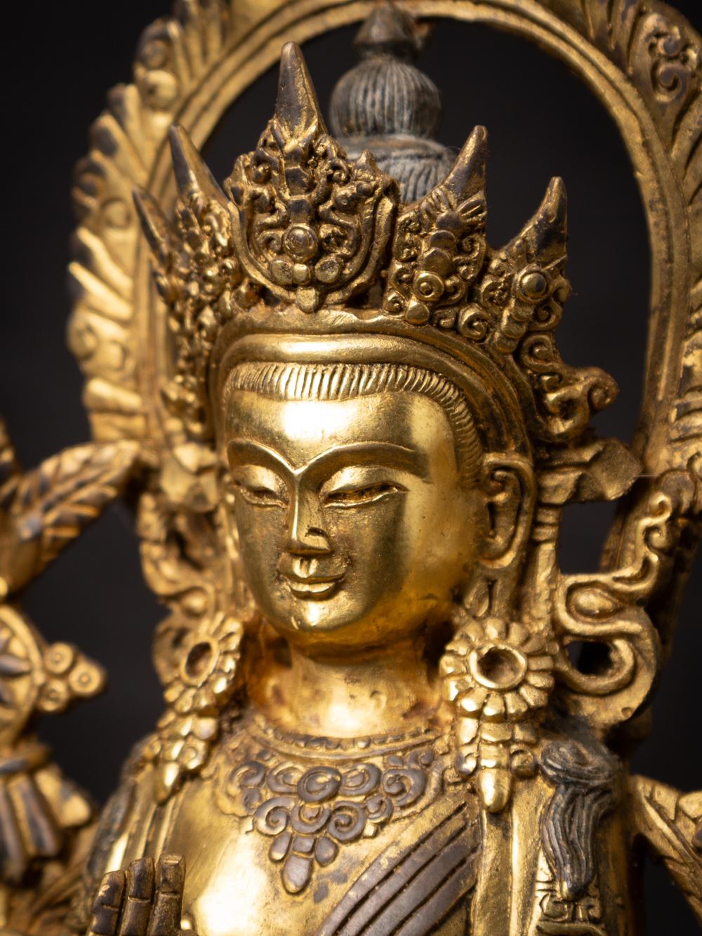statue de Bouddha Maitreya en bronze du Népal, Dharmachakra Mudra en vente 8