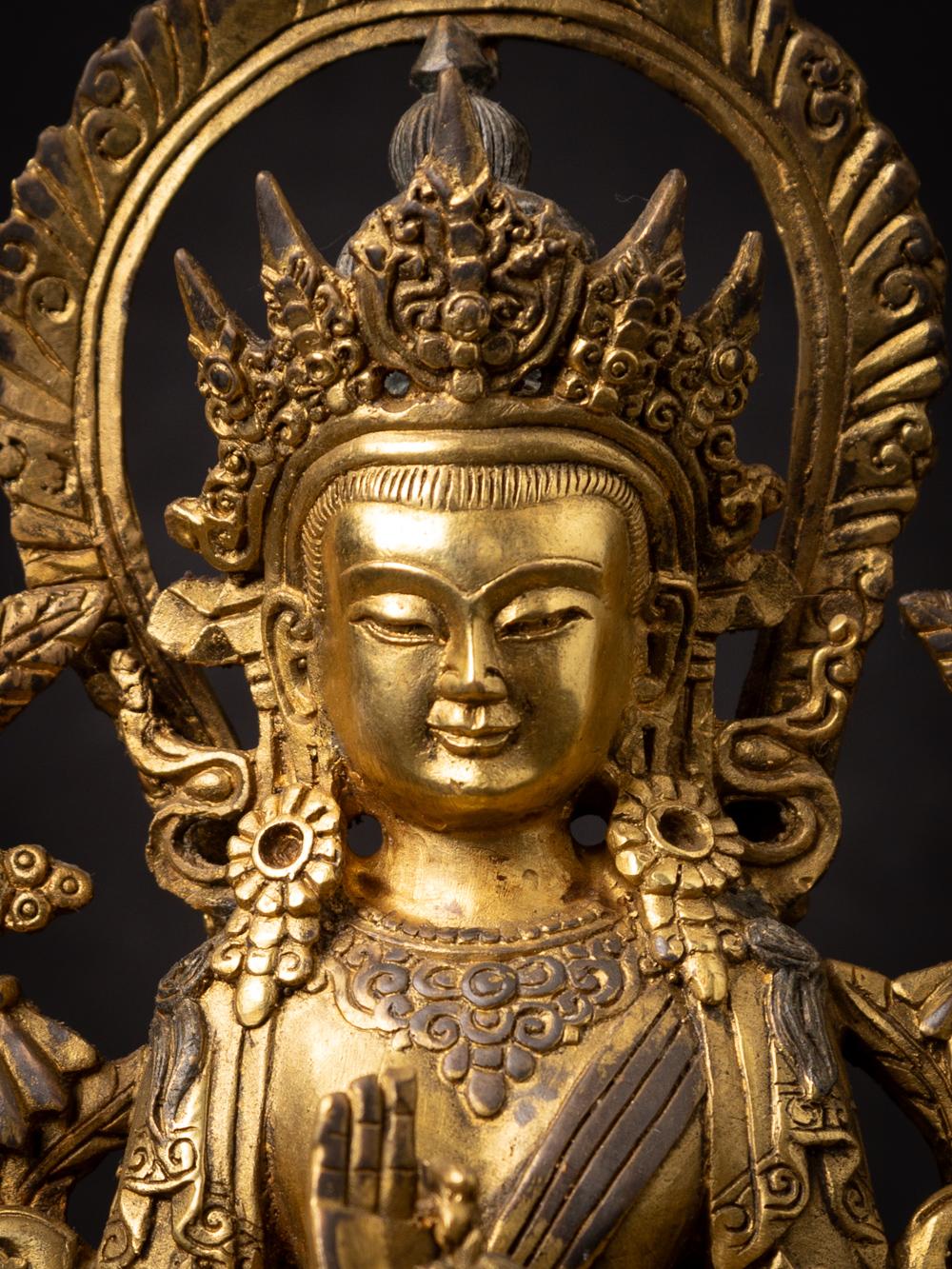 statue de Bouddha Maitreya en bronze du Népal, Dharmachakra Mudra en vente 3